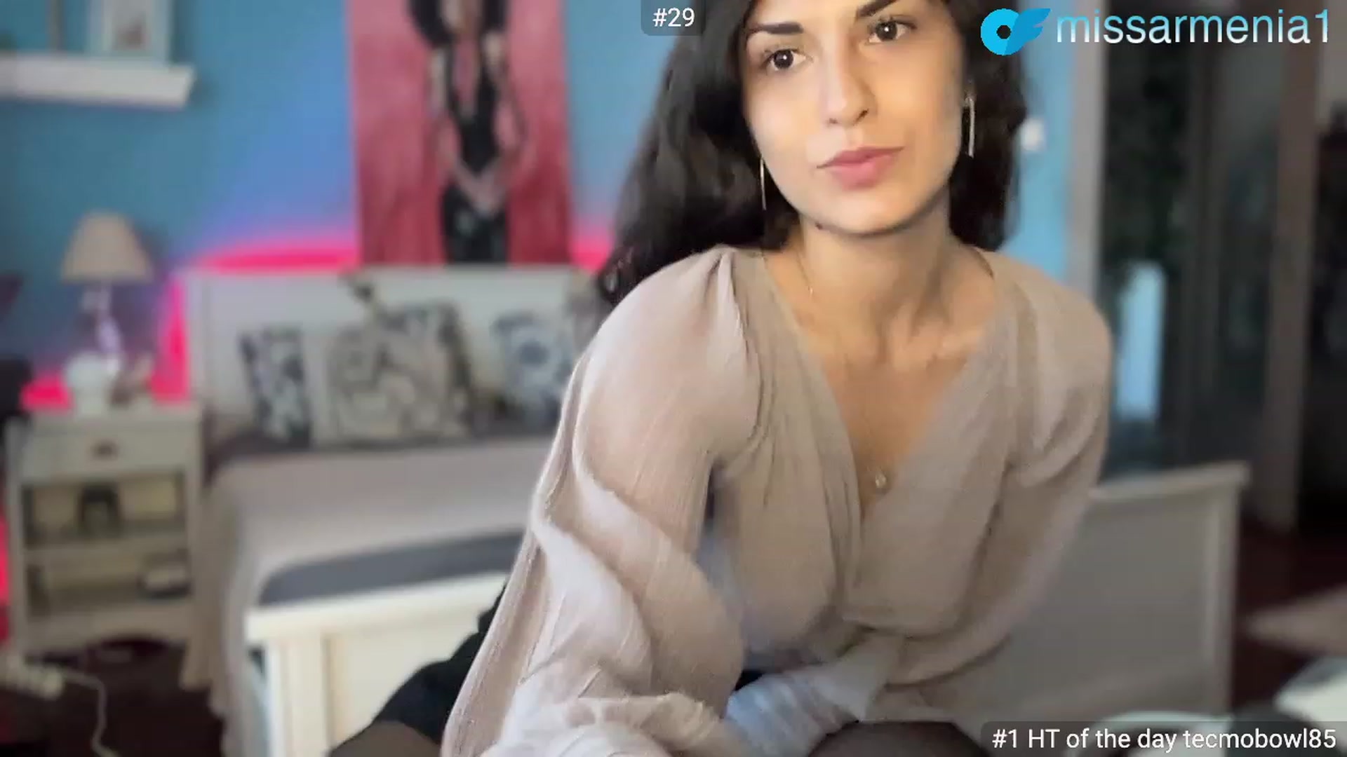 Gallery image thumbnail from MissArmenia's myfreecams stream on, 11/06/2023, 15:04 image 6 of 20