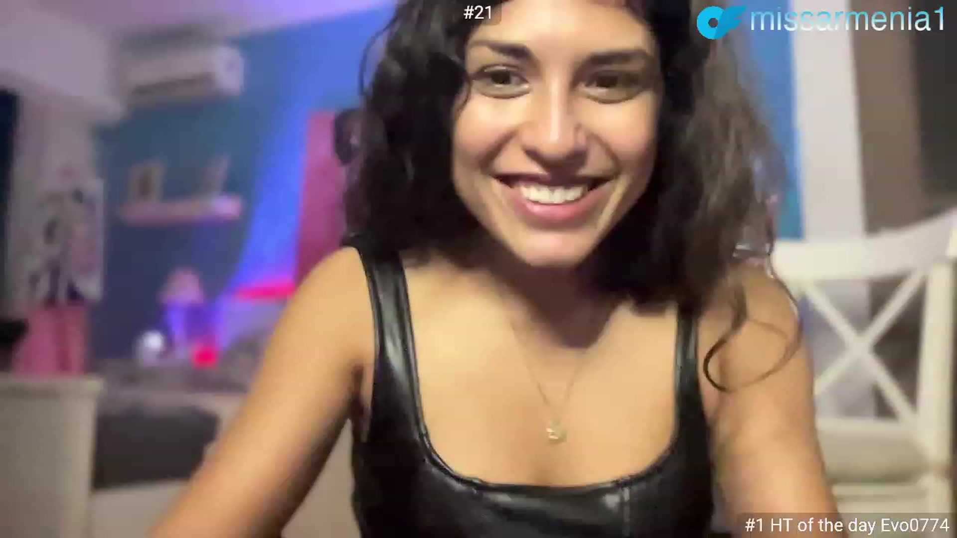 Gallery image thumbnail from MissArmenia's myfreecams stream on, 11/06/2023, 19:05 image 11 of 20