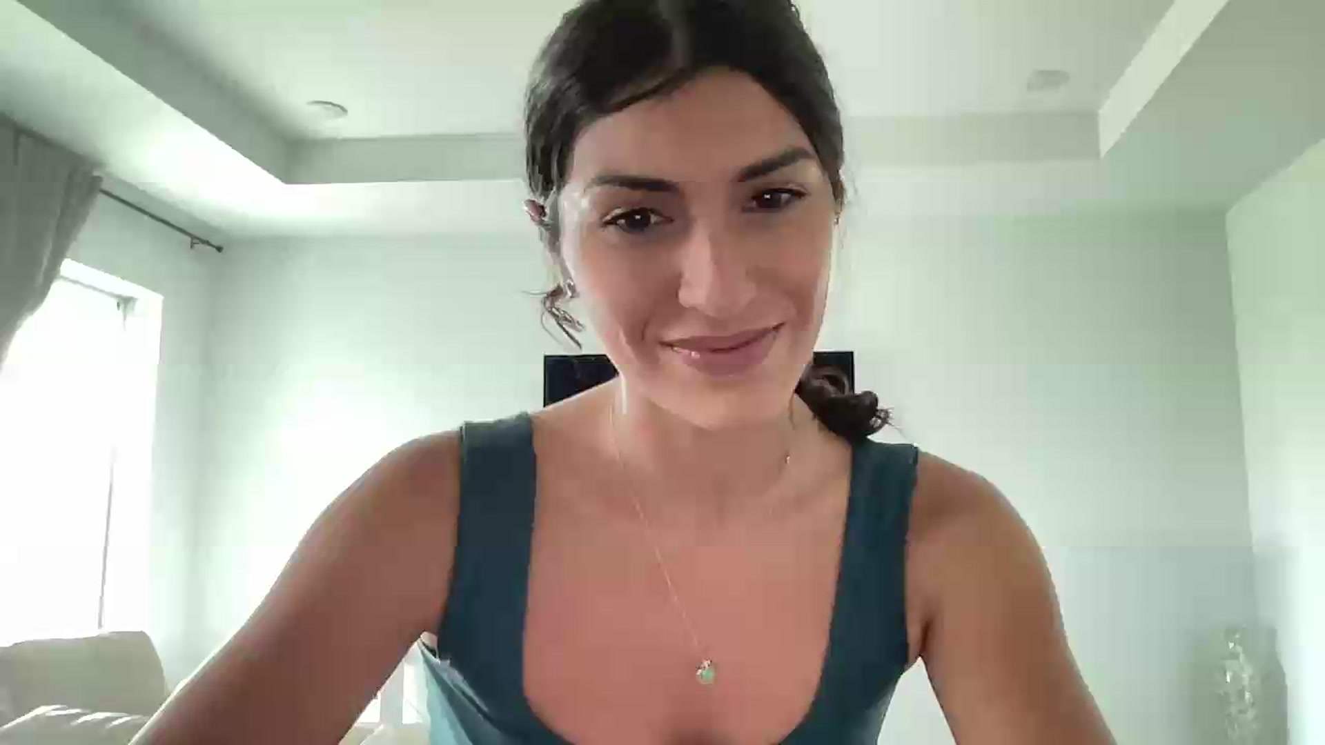 Gallery image thumbnail from MissArmenia's myfreecams stream on, 08/01/2026, 21:35 image 5 of 20