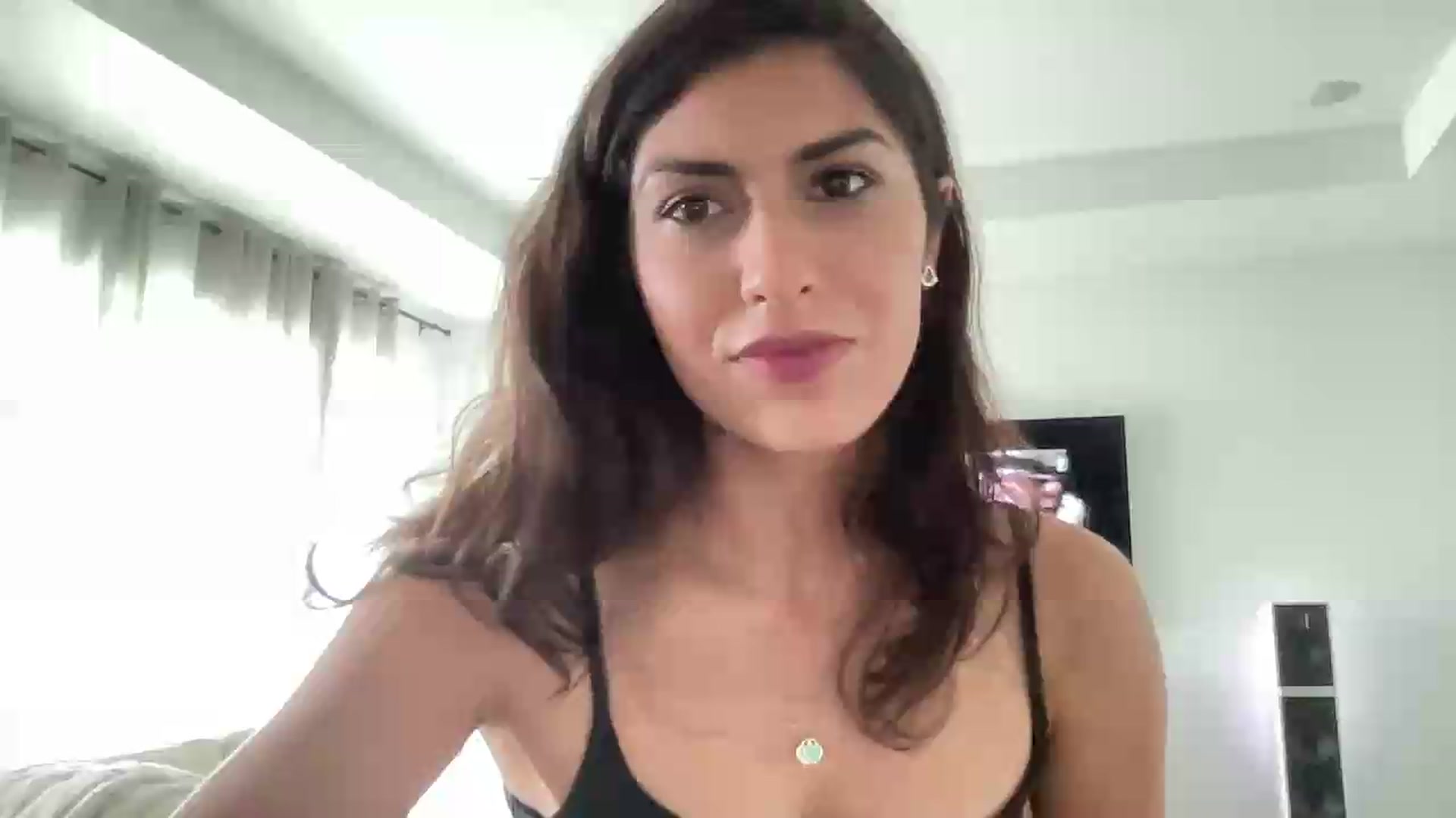 Gallery image thumbnail from MissArmenia's myfreecams stream on, 08/03/2026, 19:31 image 2 of 20