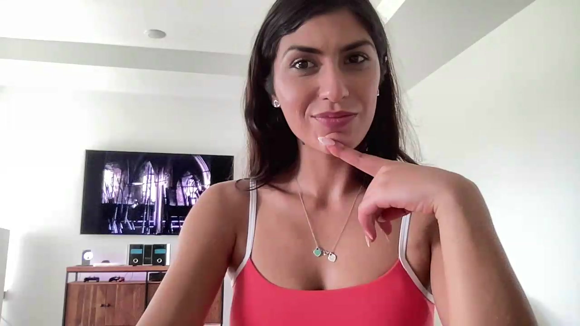 Gallery image thumbnail from MissArmenia's myfreecams stream on, 08/04/2026, 20:31 image 13 of 20