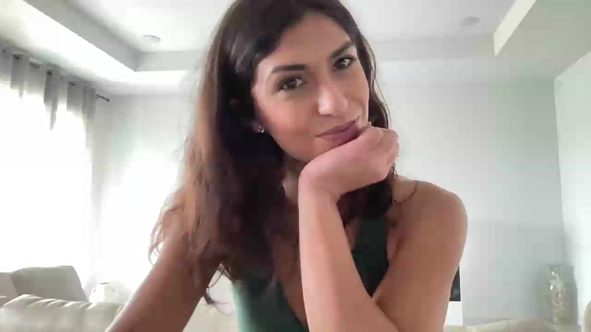 Gallery image thumbnail from MissArmenia's myfreecams stream on, 08/05/2026, 18:03 image 1 of 20