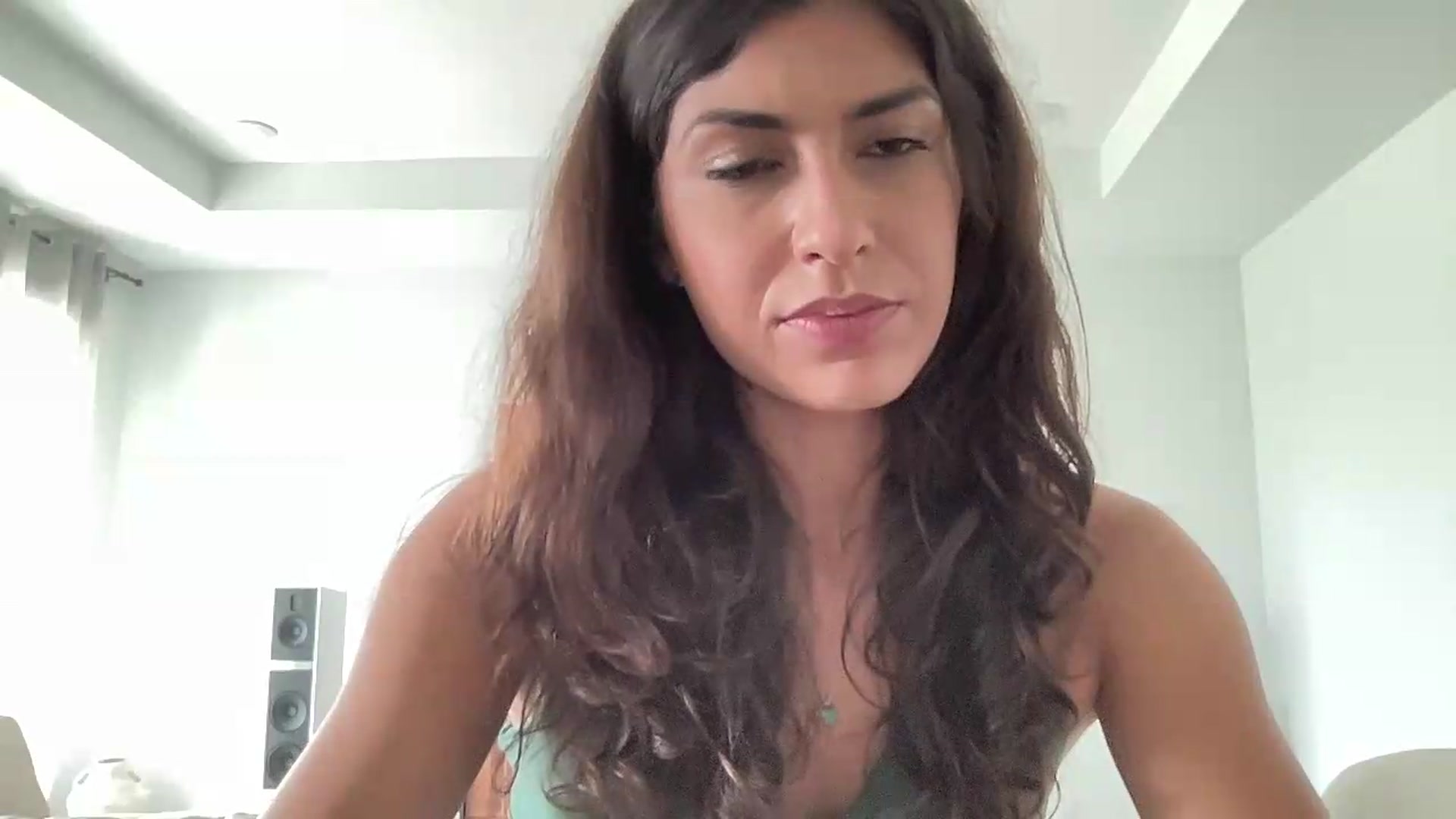 Gallery image thumbnail from MissArmenia's myfreecams stream on, 08/05/2026, 18:56 image 12 of 20