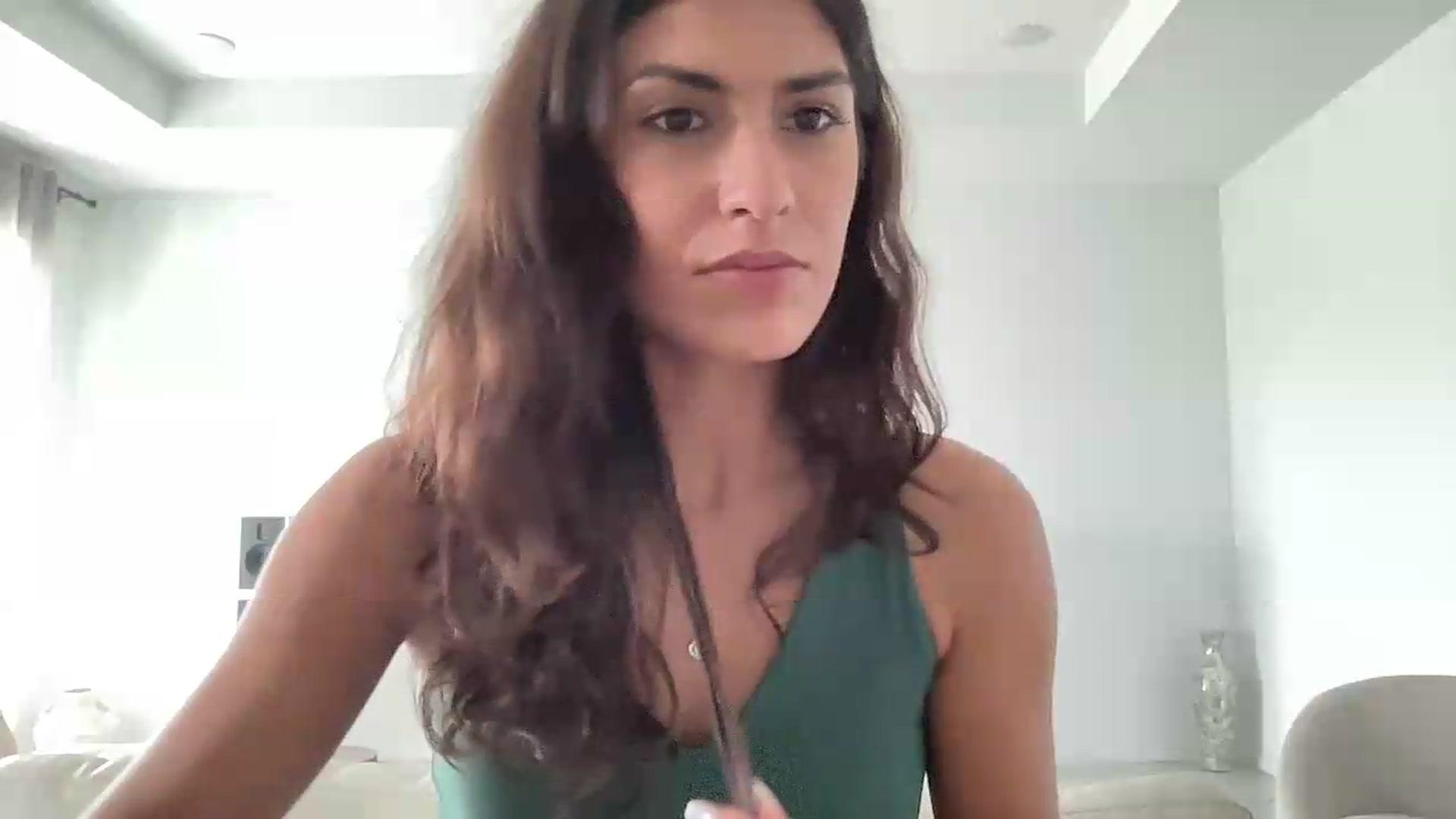 Gallery image thumbnail from MissArmenia's myfreecams stream on, 08/05/2026, 18:56 image 20 of 20