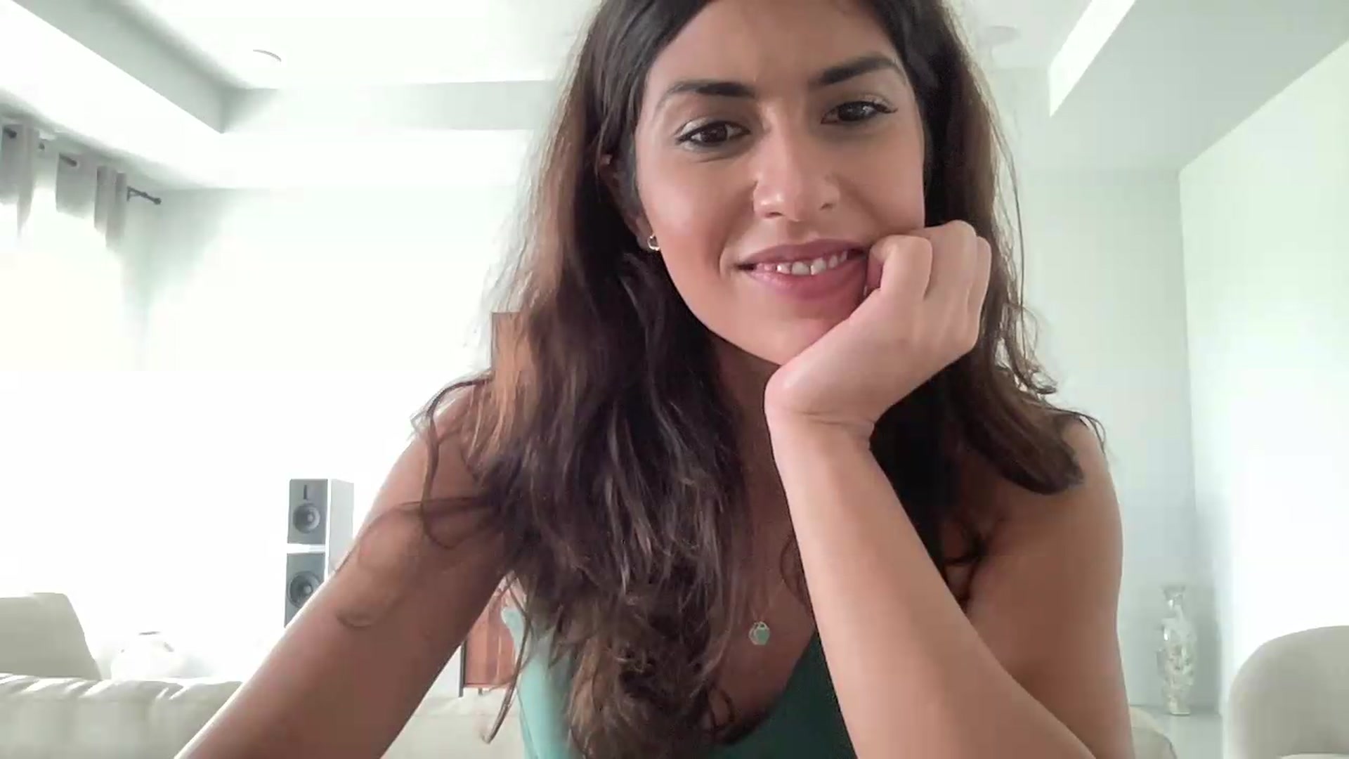Gallery image thumbnail from MissArmenia's myfreecams stream on, 08/05/2026, 18:56 image 16 of 20