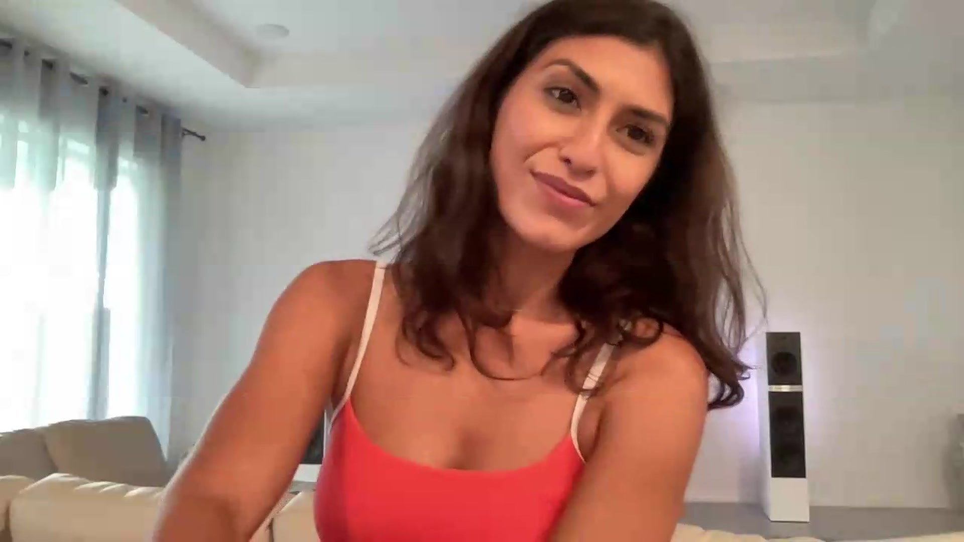 Gallery image thumbnail from MissArmenia's myfreecams stream on, 08/05/2026, 22:04 image 8 of 20