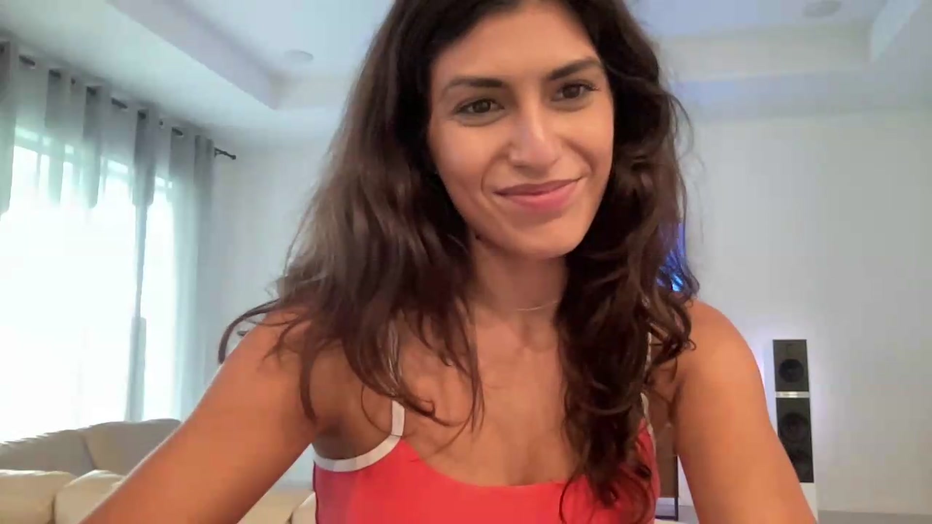 Gallery image thumbnail from MissArmenia's myfreecams stream on, 08/05/2026, 22:04 image 2 of 20