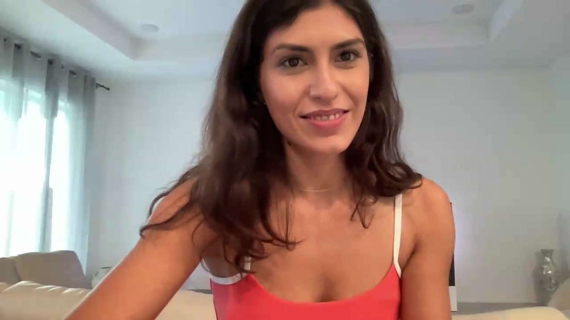 Gallery image thumbnail from MissArmenia's myfreecams stream on, 08/05/2026, 22:04 image 16 of 20
