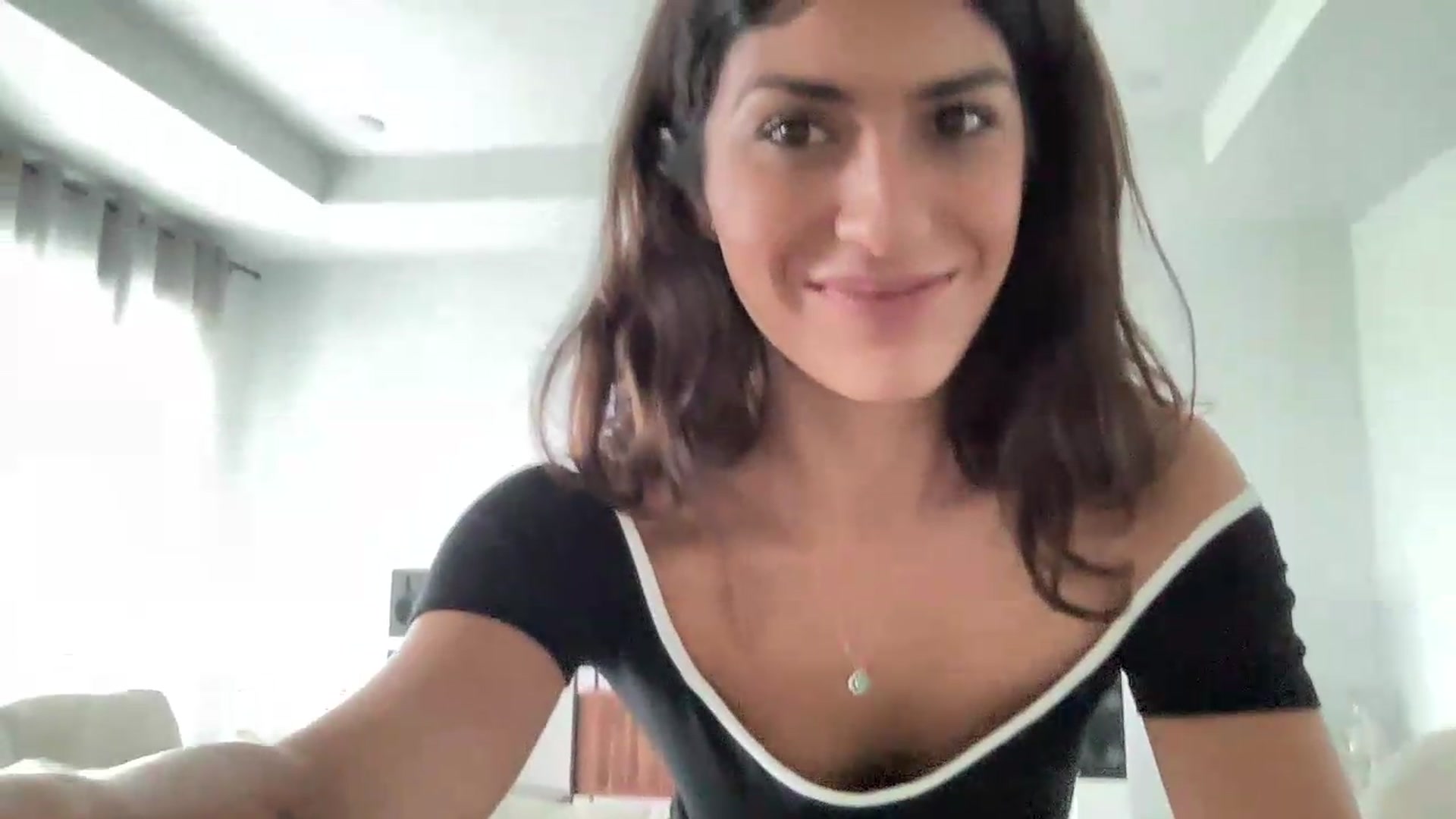 Gallery image thumbnail from MissArmenia's myfreecams stream on, 08/06/2026, 18:06 image 3 of 20