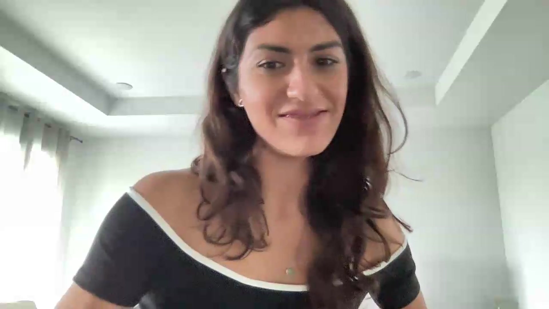 Gallery image thumbnail from MissArmenia's myfreecams stream on, 08/06/2026, 18:06 image 20 of 20