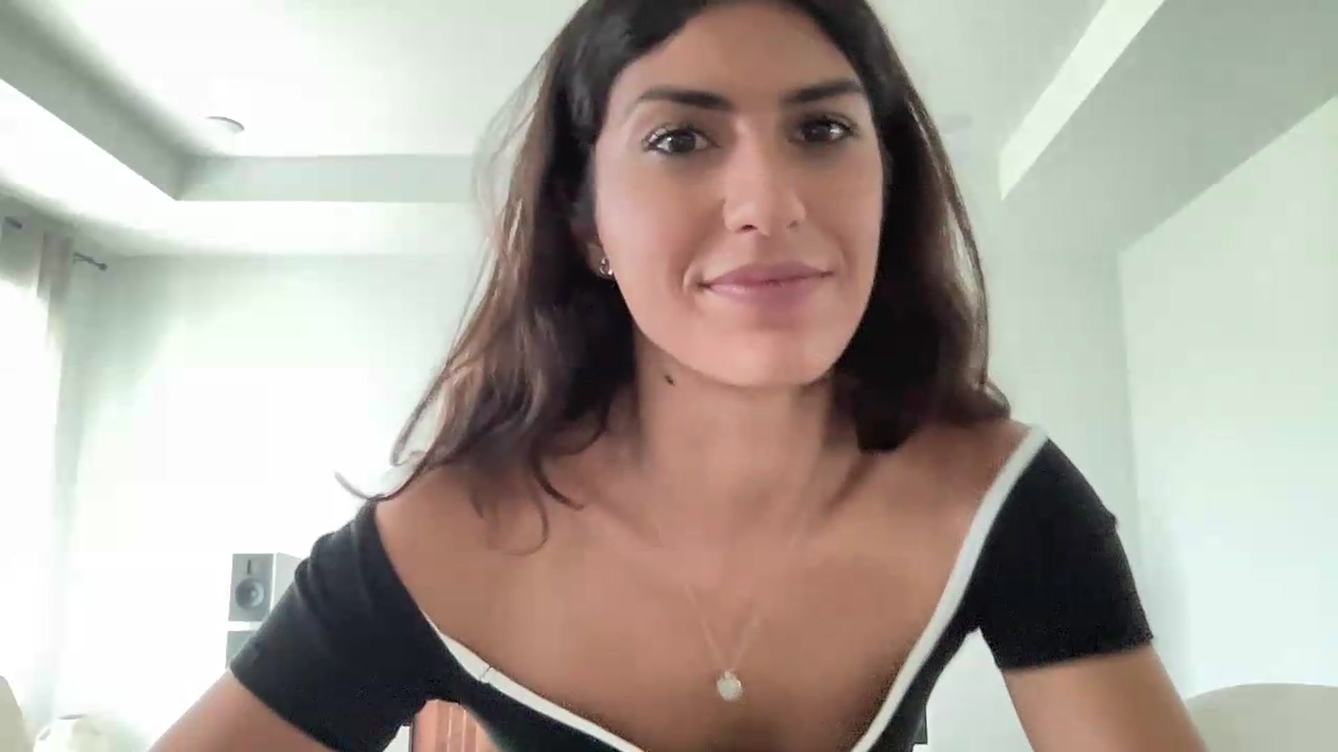 Gallery image thumbnail from MissArmenia's myfreecams stream on, 08/06/2026, 19:10 image 17 of 20