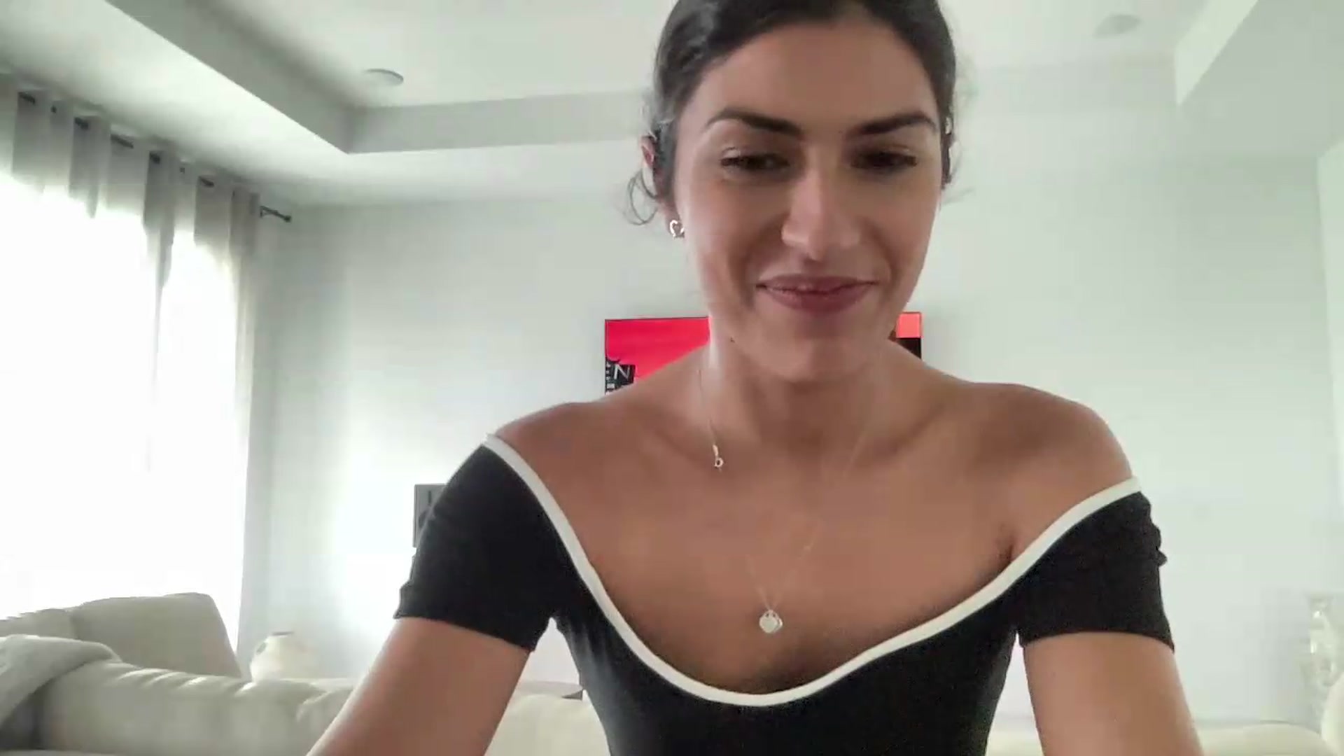 Gallery image thumbnail from MissArmenia's myfreecams stream on, 08/07/2026, 21:28 image 5 of 20
