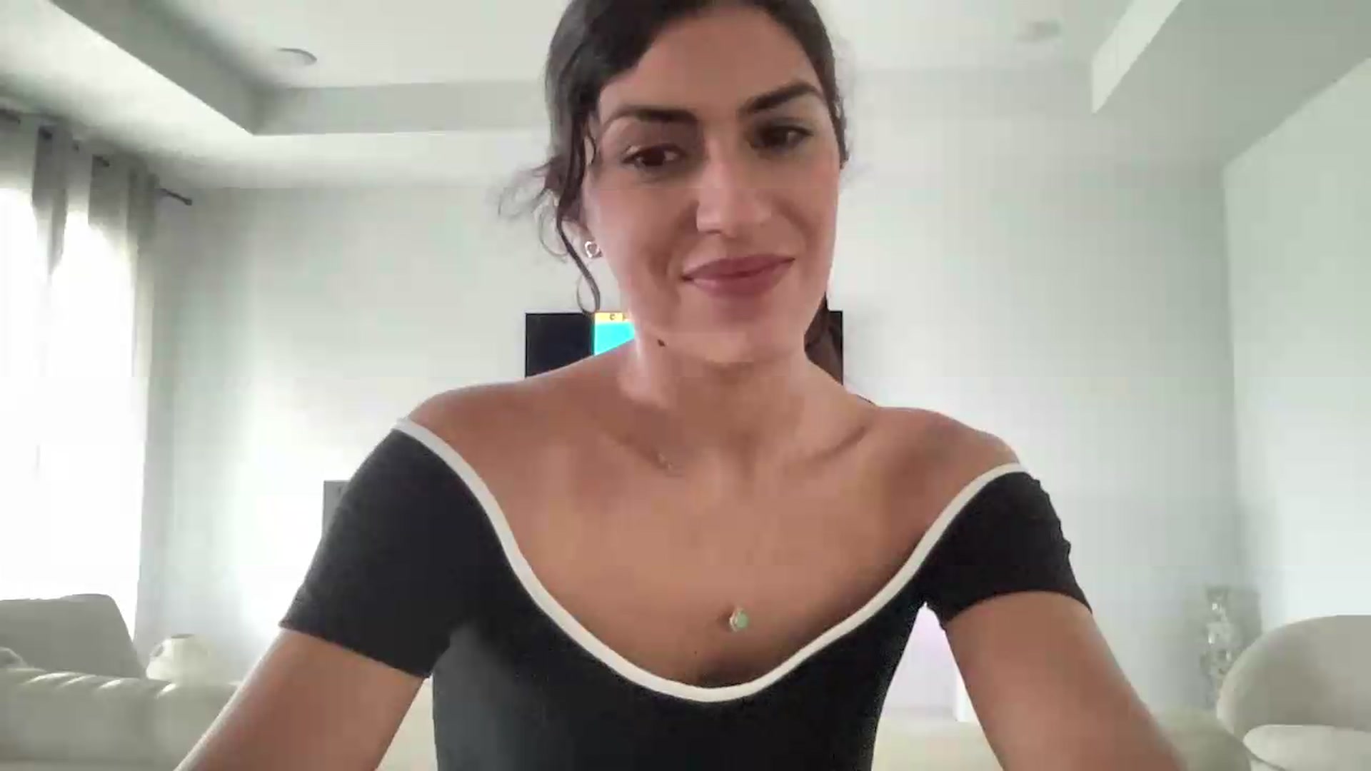 Gallery image thumbnail from MissArmenia's myfreecams stream on, 08/07/2026, 21:28 image 12 of 20