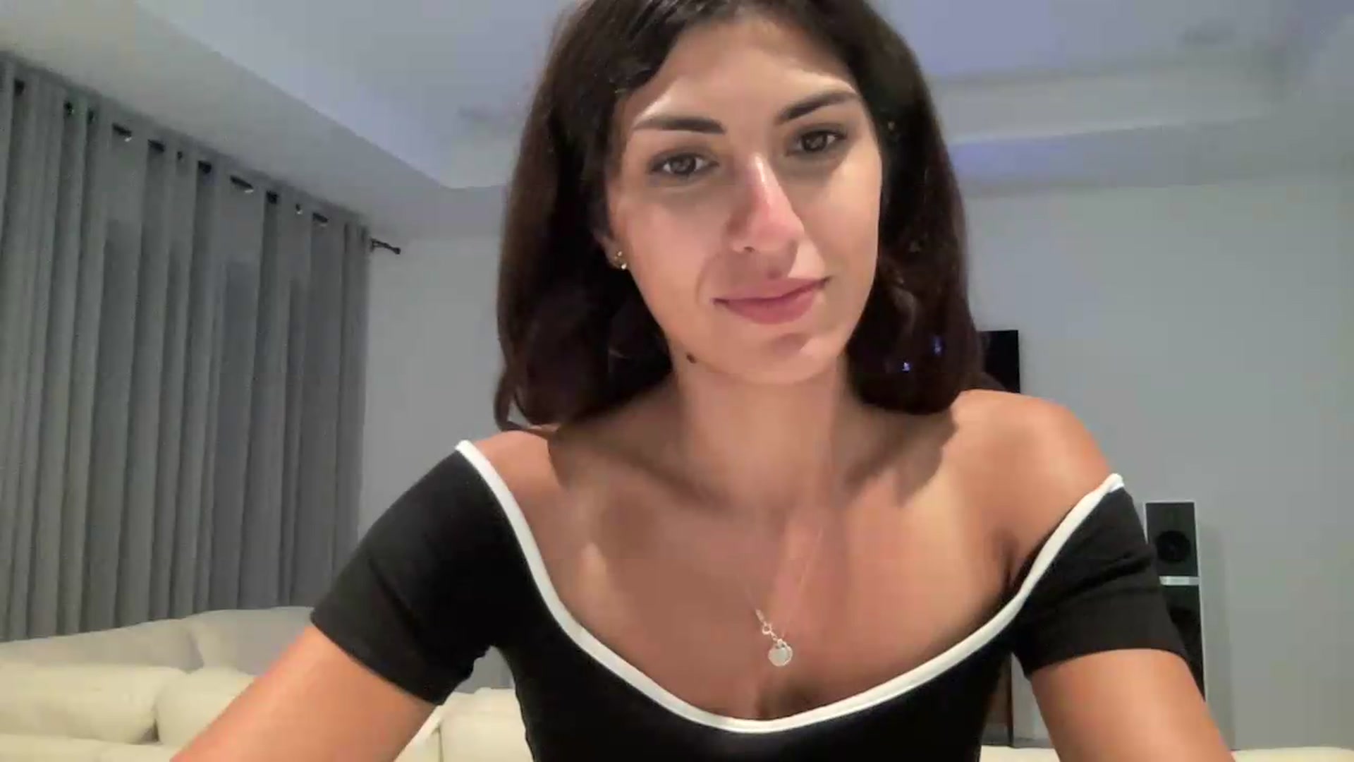 Gallery image thumbnail from MissArmenia's myfreecams stream on, 08/11/2026, 03:29 image 7 of 20