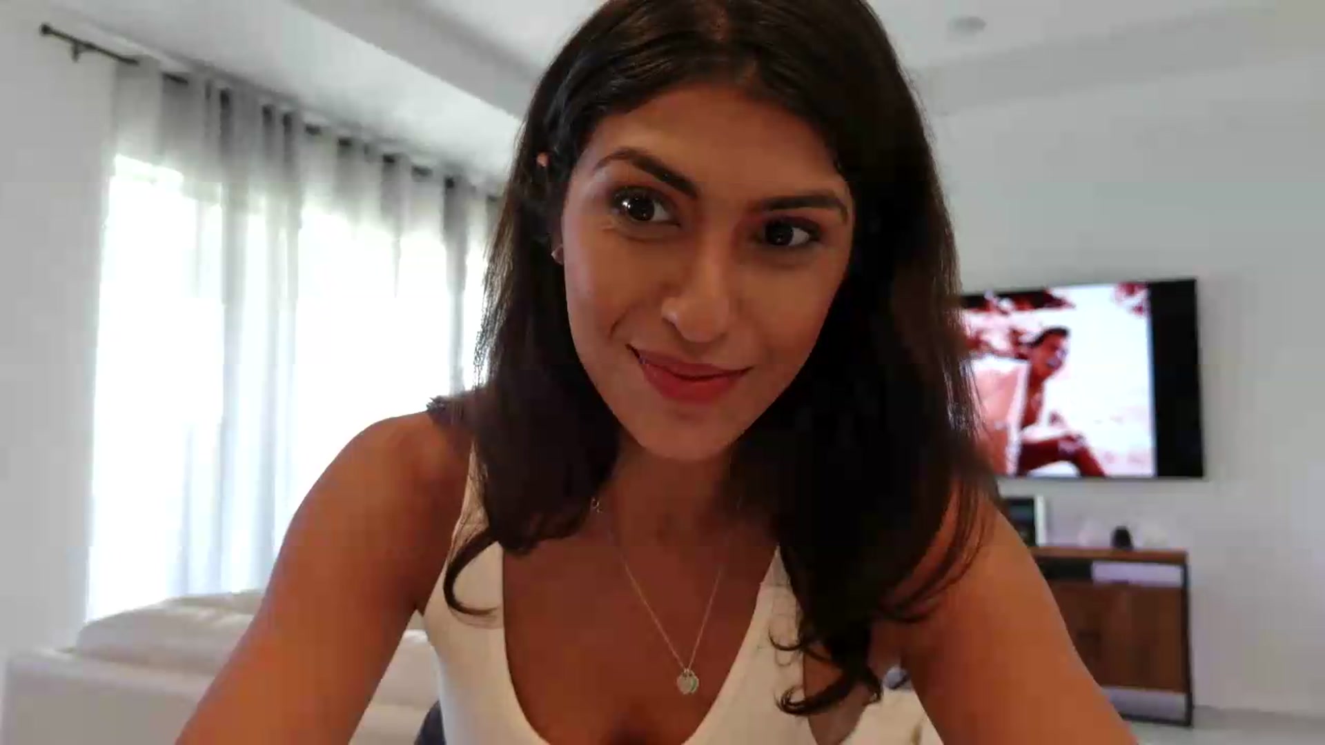Gallery image thumbnail from MissArmenia's myfreecams stream on, 08/12/2026, 20:33 image 11 of 20