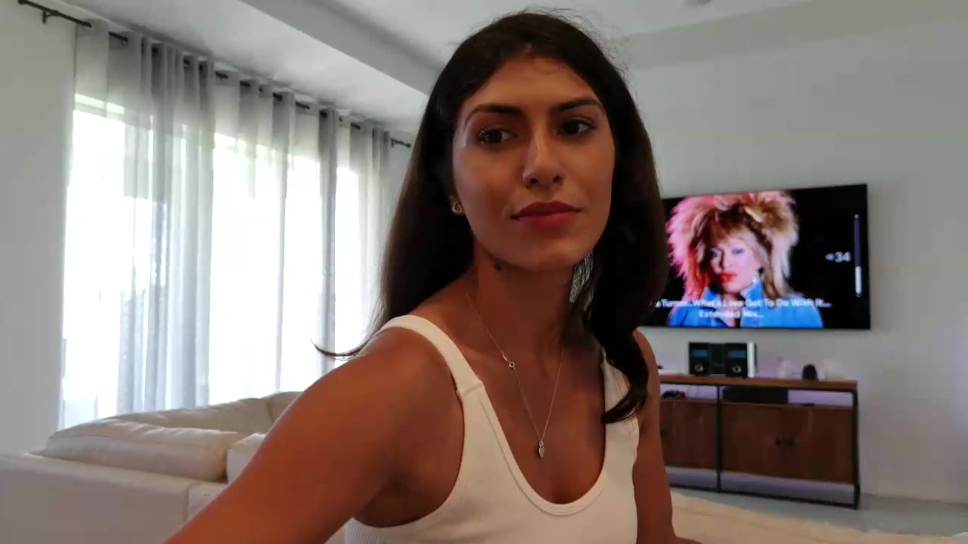 Gallery image thumbnail from MissArmenia's myfreecams stream on, 08/12/2026, 20:33 image 15 of 20