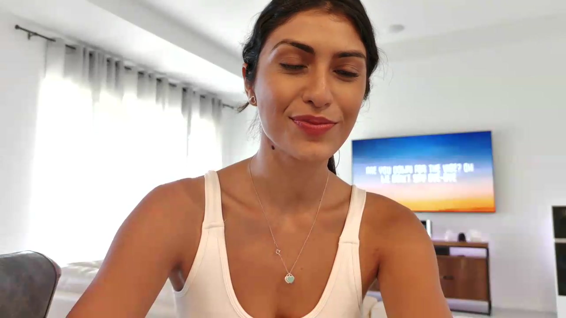 Gallery image thumbnail from MissArmenia's myfreecams stream on, 08/12/2026, 21:35 image 20 of 20