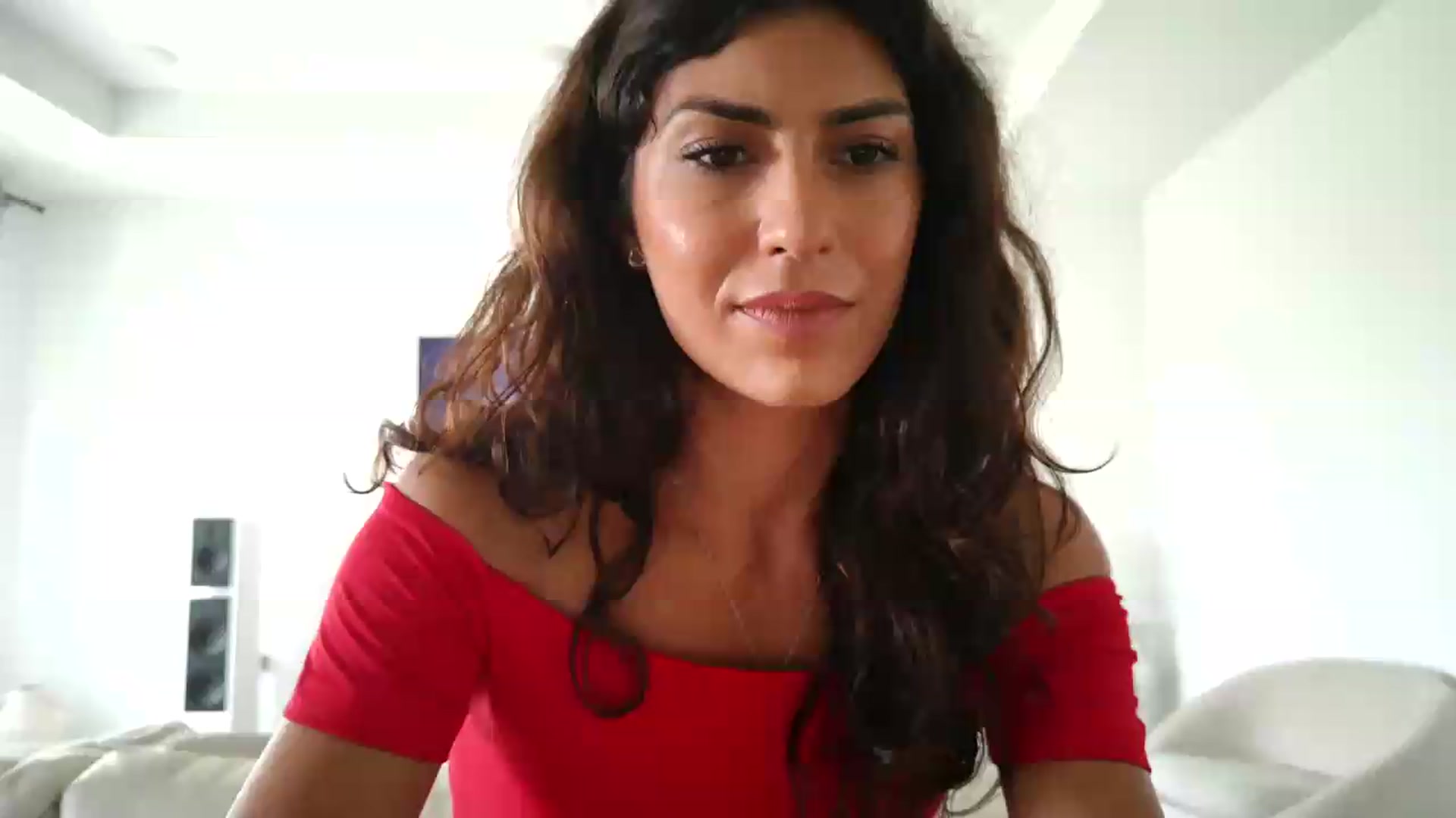 Gallery image thumbnail from MissArmenia's myfreecams stream on, 08/14/2026, 17:53 image 16 of 20