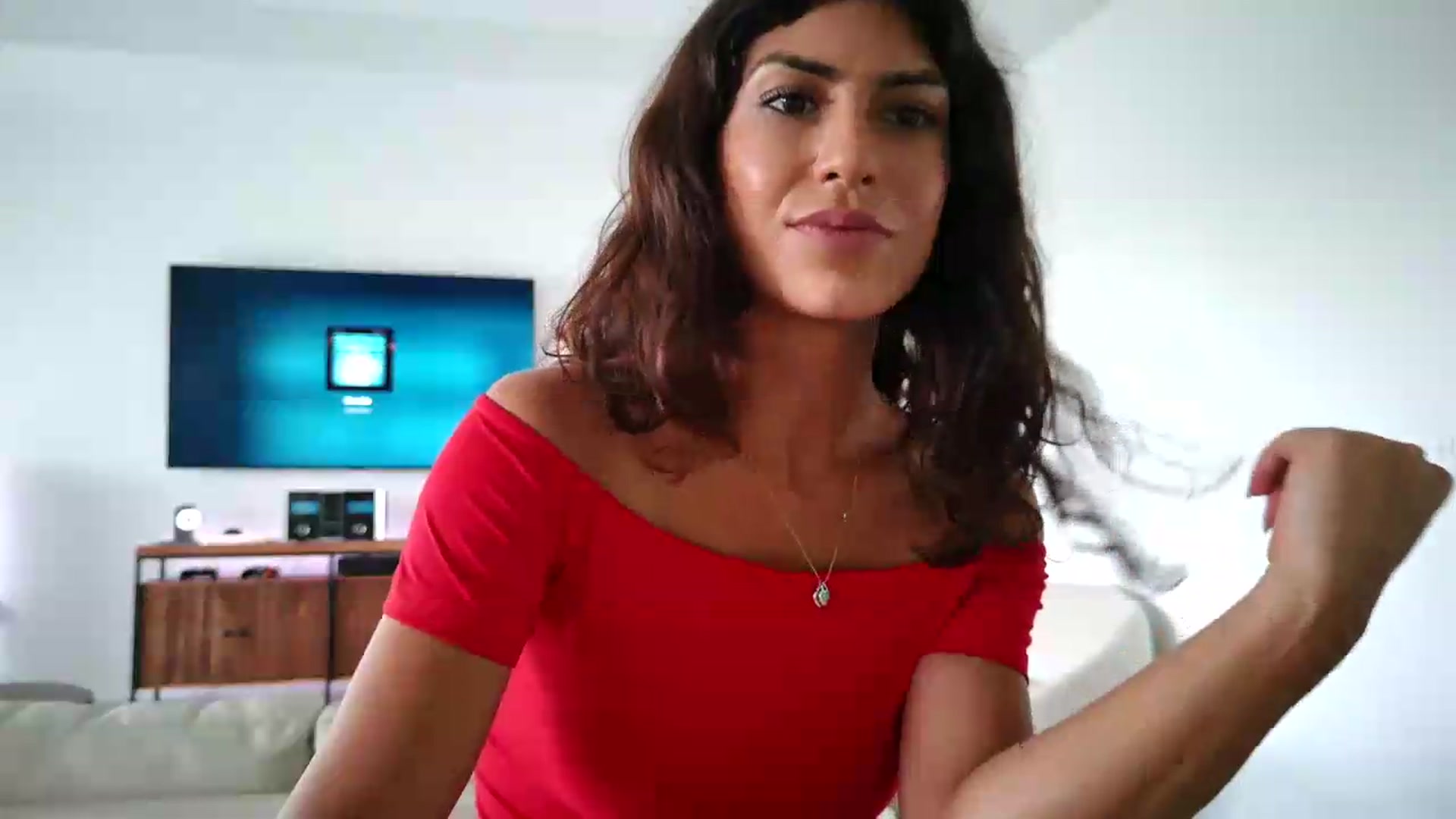 Gallery image thumbnail from MissArmenia's myfreecams stream on, 08/14/2026, 17:53 image 14 of 20