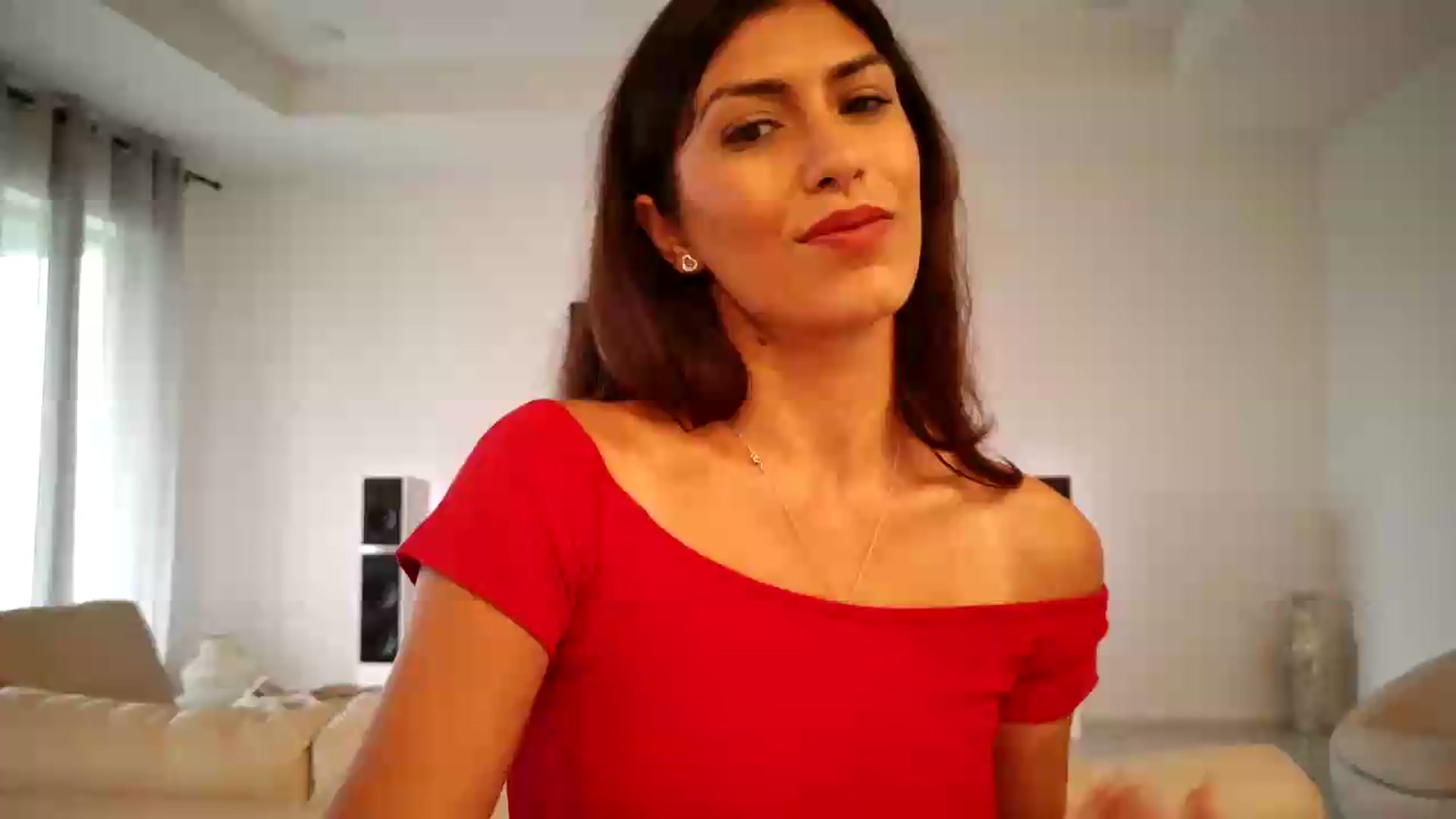 Gallery image thumbnail from MissArmenia's myfreecams stream on, 08/17/2026, 18:28 image 1 of 20