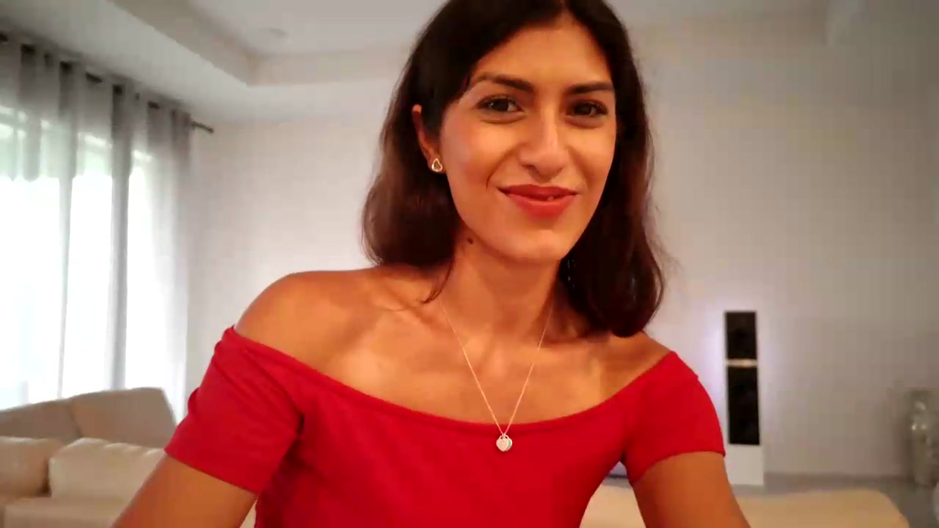 Gallery image thumbnail from MissArmenia's myfreecams stream on, 08/17/2026, 18:28 image 17 of 20