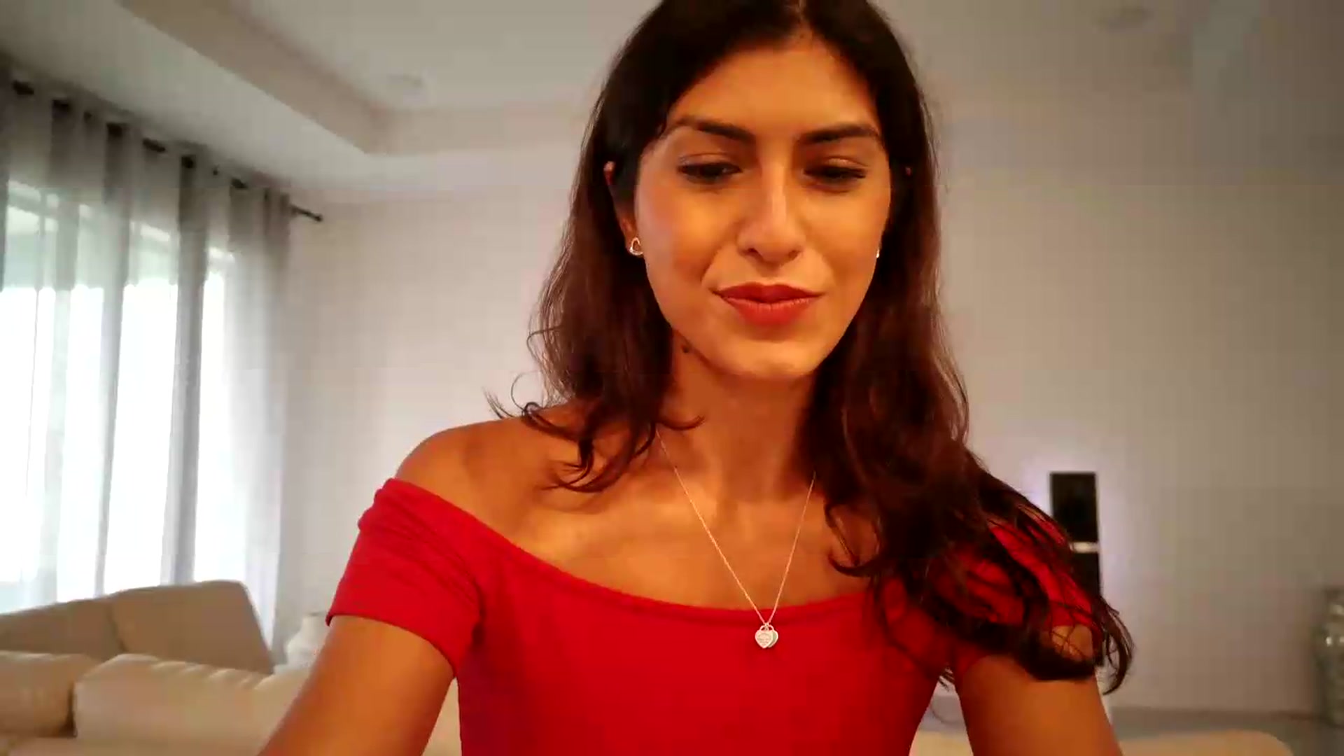 Gallery image thumbnail from MissArmenia's myfreecams stream on, 08/17/2026, 18:28 image 6 of 20
