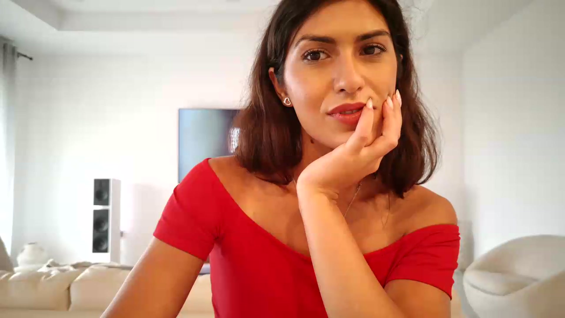 Gallery image thumbnail from MissArmenia's myfreecams stream on, 08/17/2026, 19:08 image 12 of 20