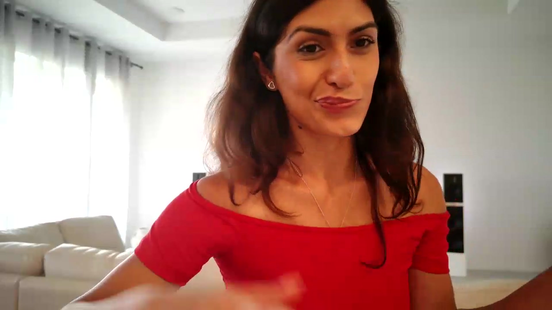 Gallery image thumbnail from MissArmenia's myfreecams stream on, 08/17/2026, 21:12 image 12 of 20