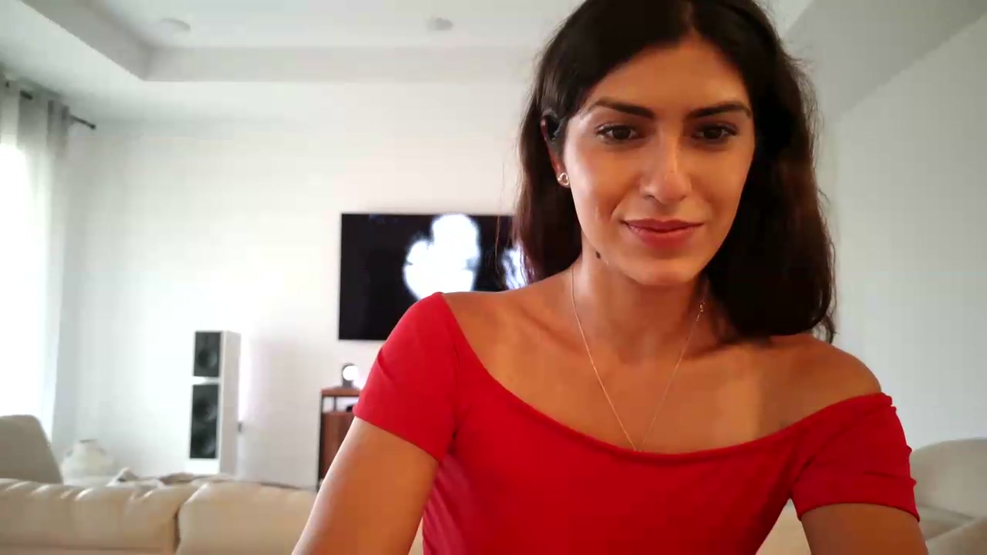 Gallery image thumbnail from MissArmenia's myfreecams stream on, 08/17/2026, 21:12 image 13 of 20
