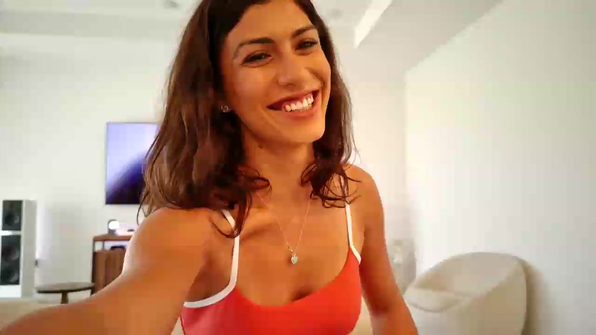 Gallery image thumbnail from MissArmenia's myfreecams stream on, 08/18/2026, 16:49 image 7 of 20