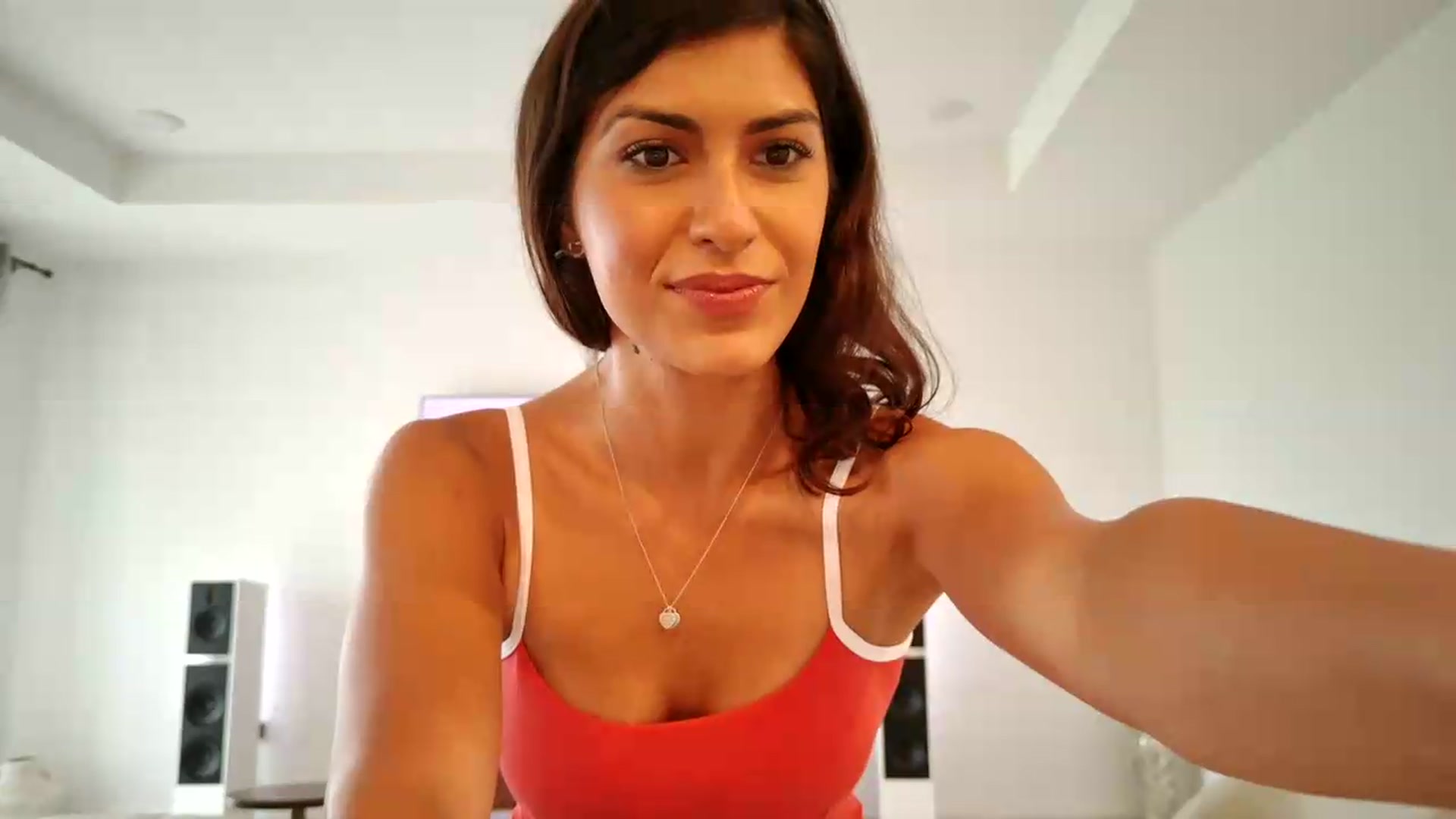 Gallery image thumbnail from MissArmenia's myfreecams stream on, 08/18/2026, 18:43 image 17 of 20