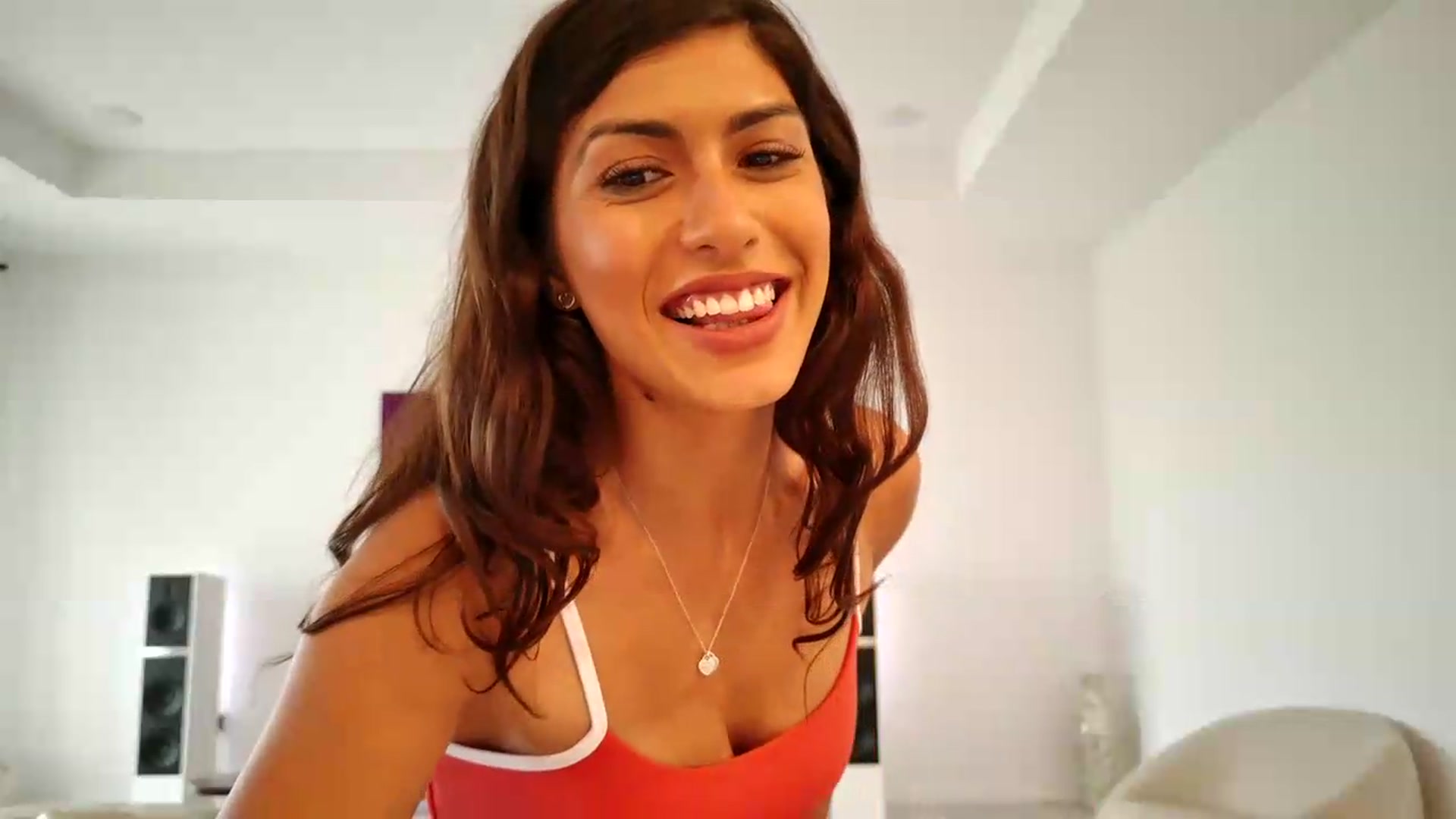 Gallery image thumbnail from MissArmenia's myfreecams stream on, 08/18/2026, 18:43 image 16 of 20