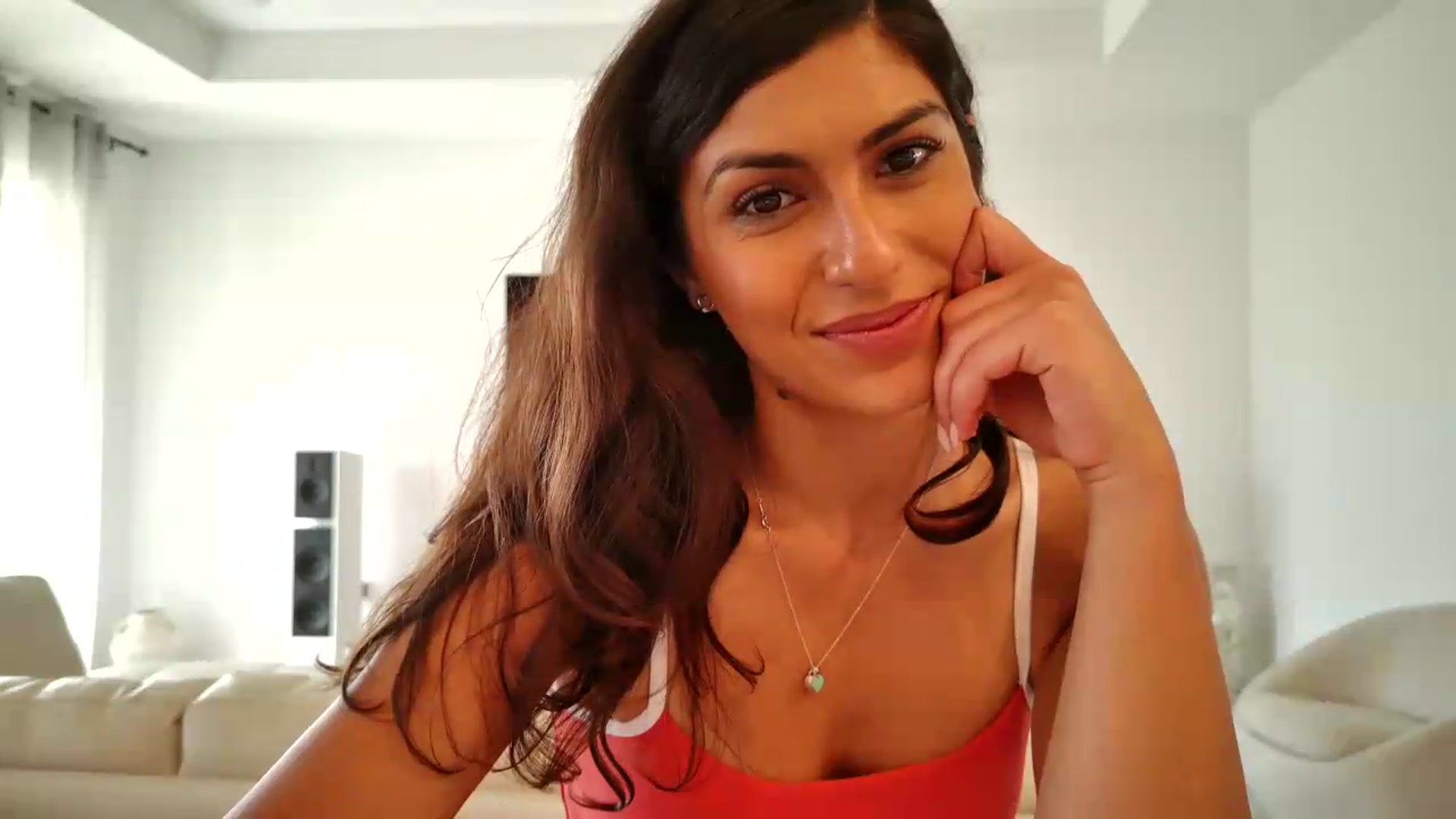 Gallery image thumbnail from MissArmenia's myfreecams stream on, 08/18/2026, 21:01 image 2 of 20