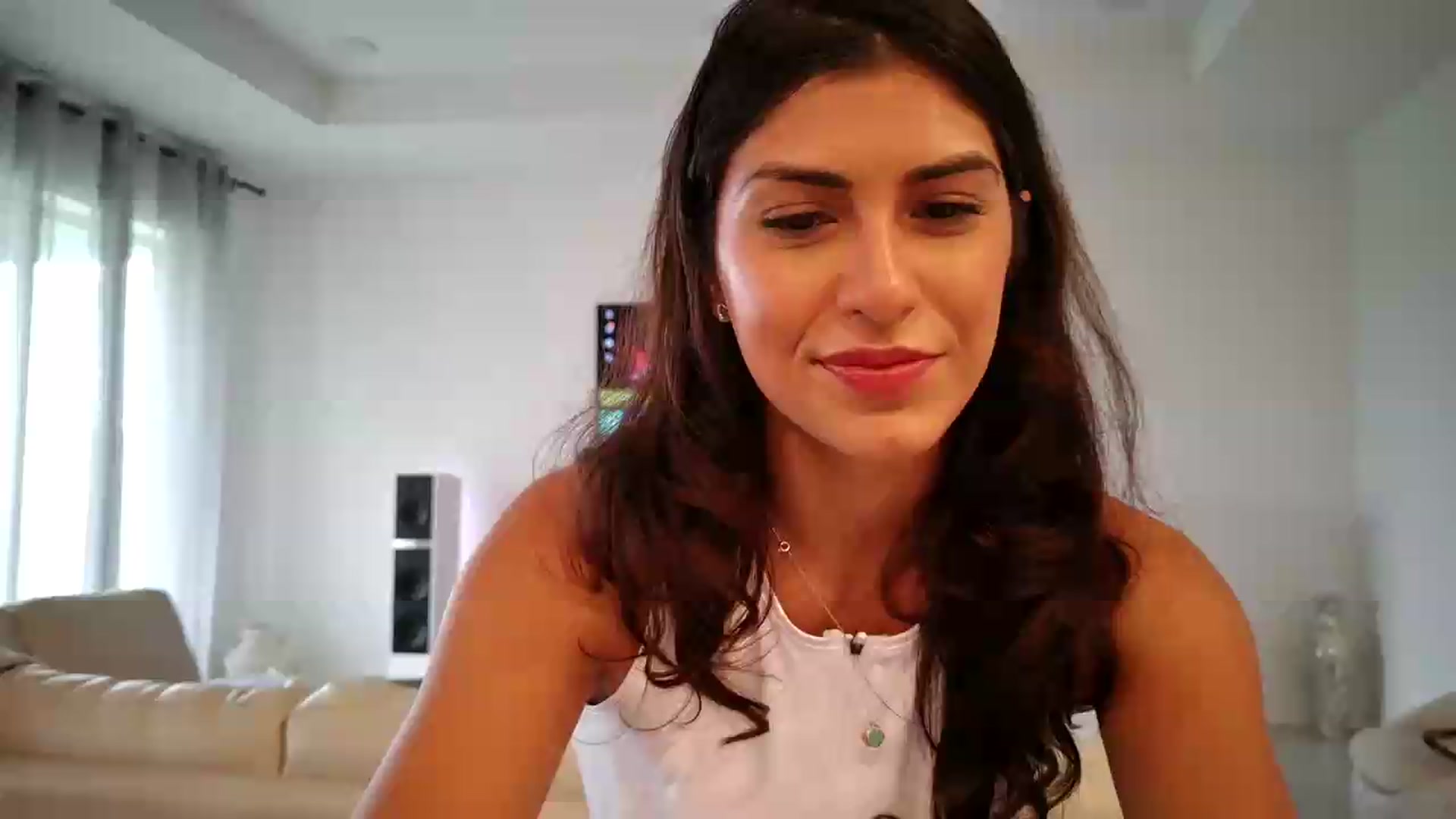 Gallery image thumbnail from MissArmenia's myfreecams stream on, 08/28/2026, 17:49 image 12 of 20
