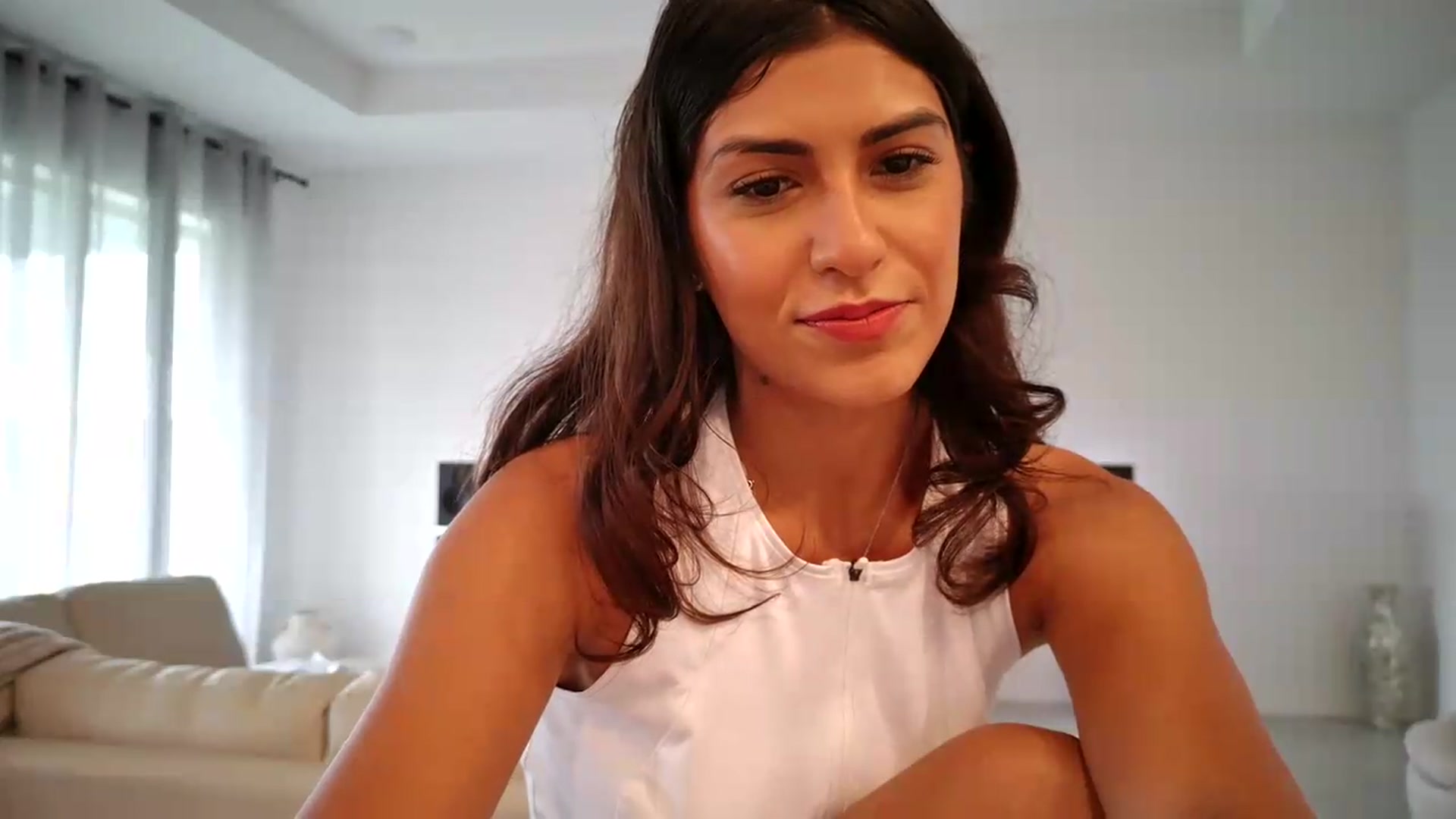 Gallery image thumbnail from MissArmenia's myfreecams stream on, 08/28/2026, 17:49 image 3 of 20