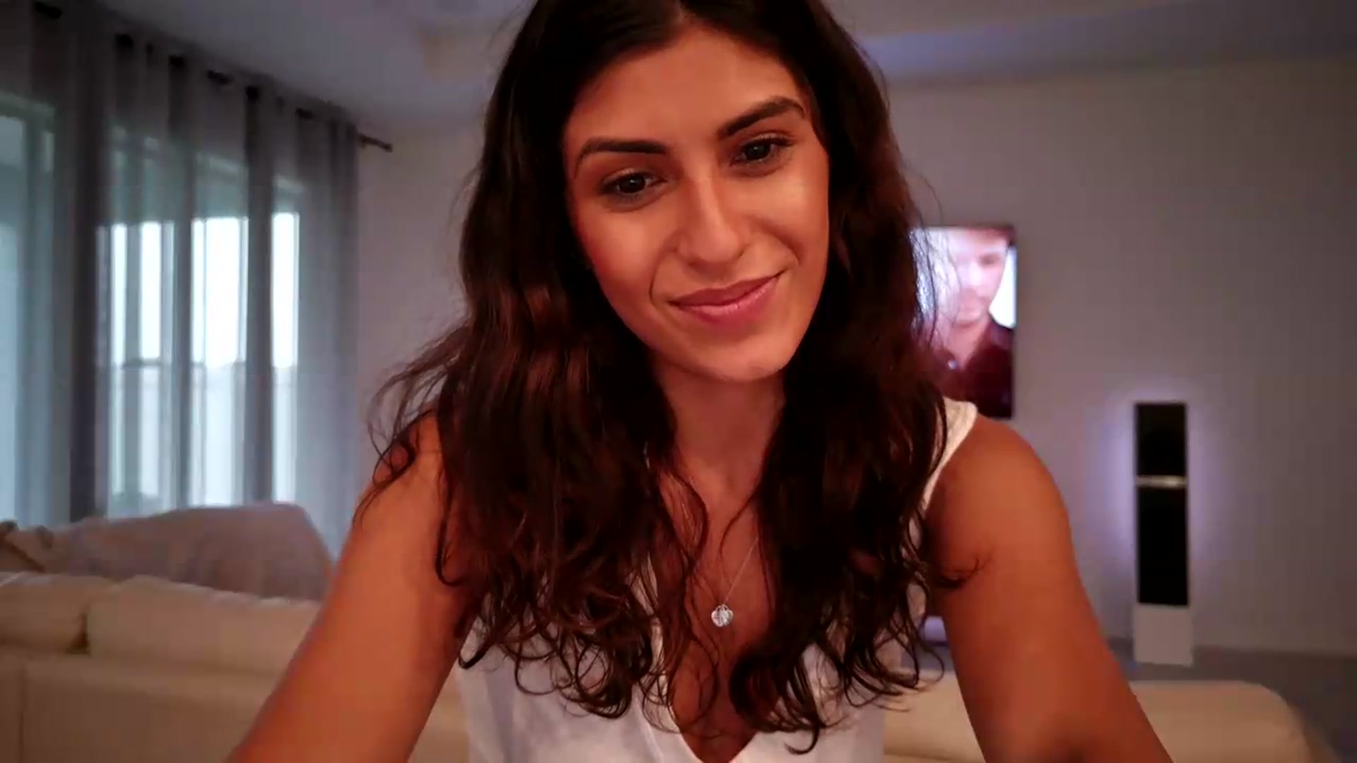 Gallery image thumbnail from MissArmenia's myfreecams stream on, 08/30/2026, 24:03 image 10 of 20