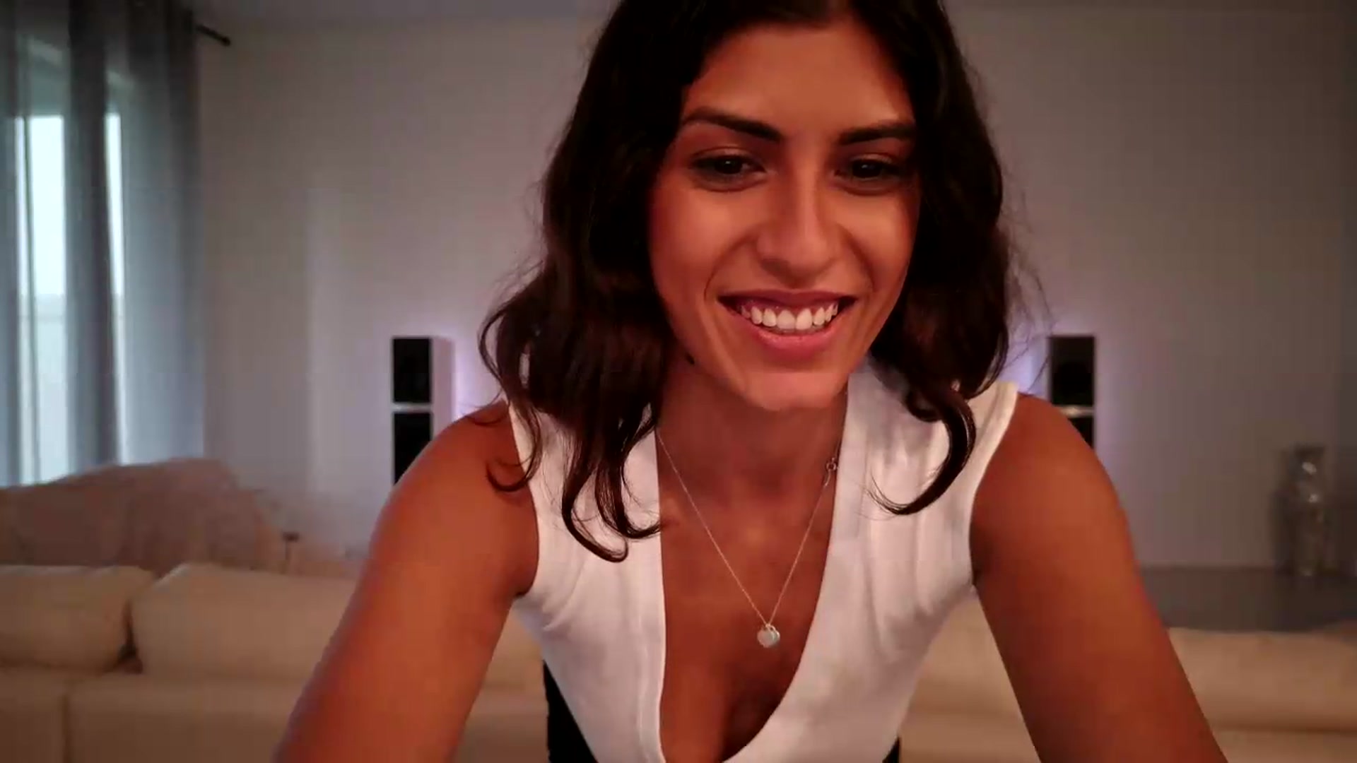 Gallery image thumbnail from MissArmenia's myfreecams stream on, 08/30/2026, 24:03 image 8 of 20