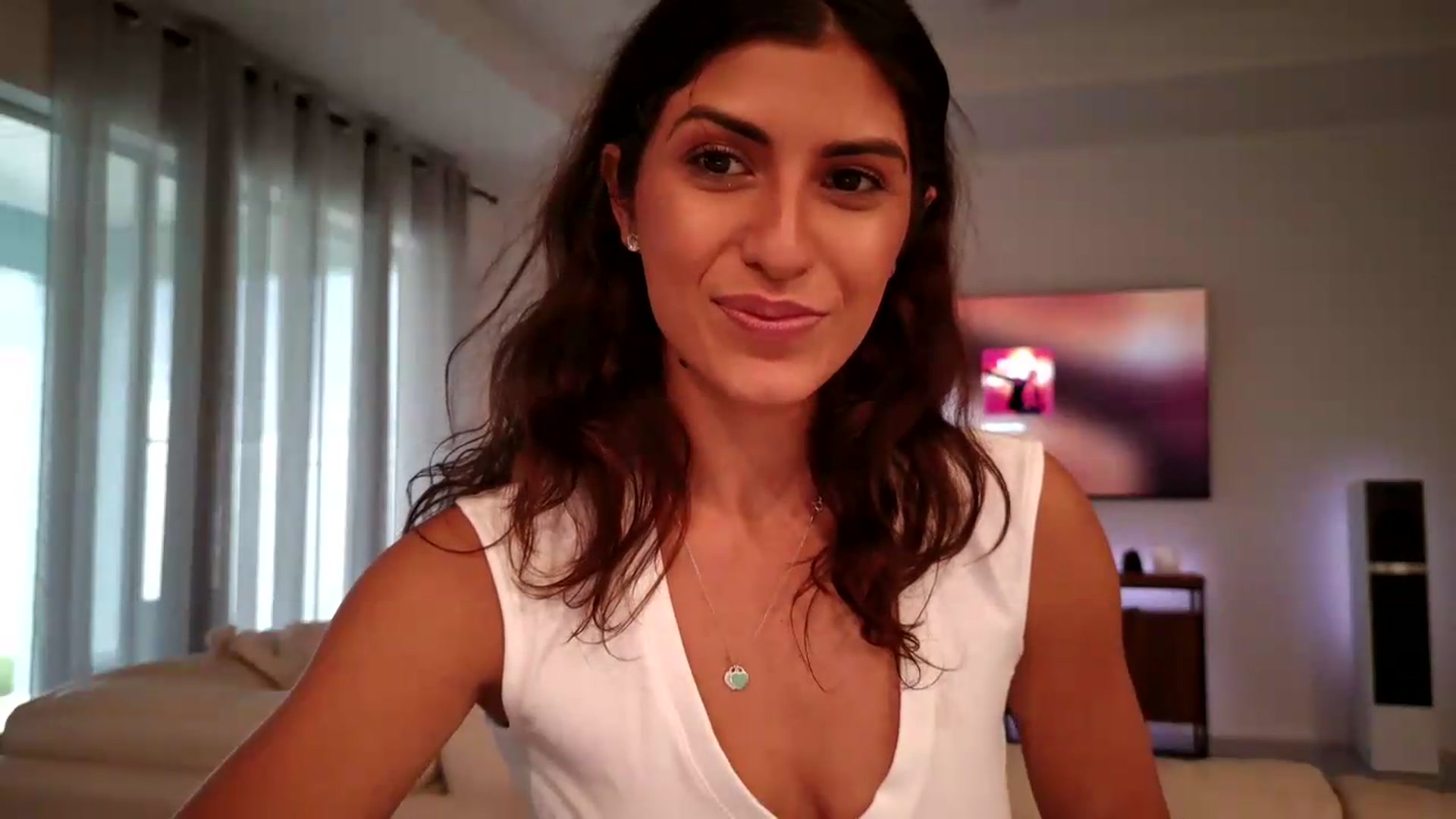 Gallery image thumbnail from MissArmenia's myfreecams stream on, 08/30/2026, 24:03 image 6 of 20