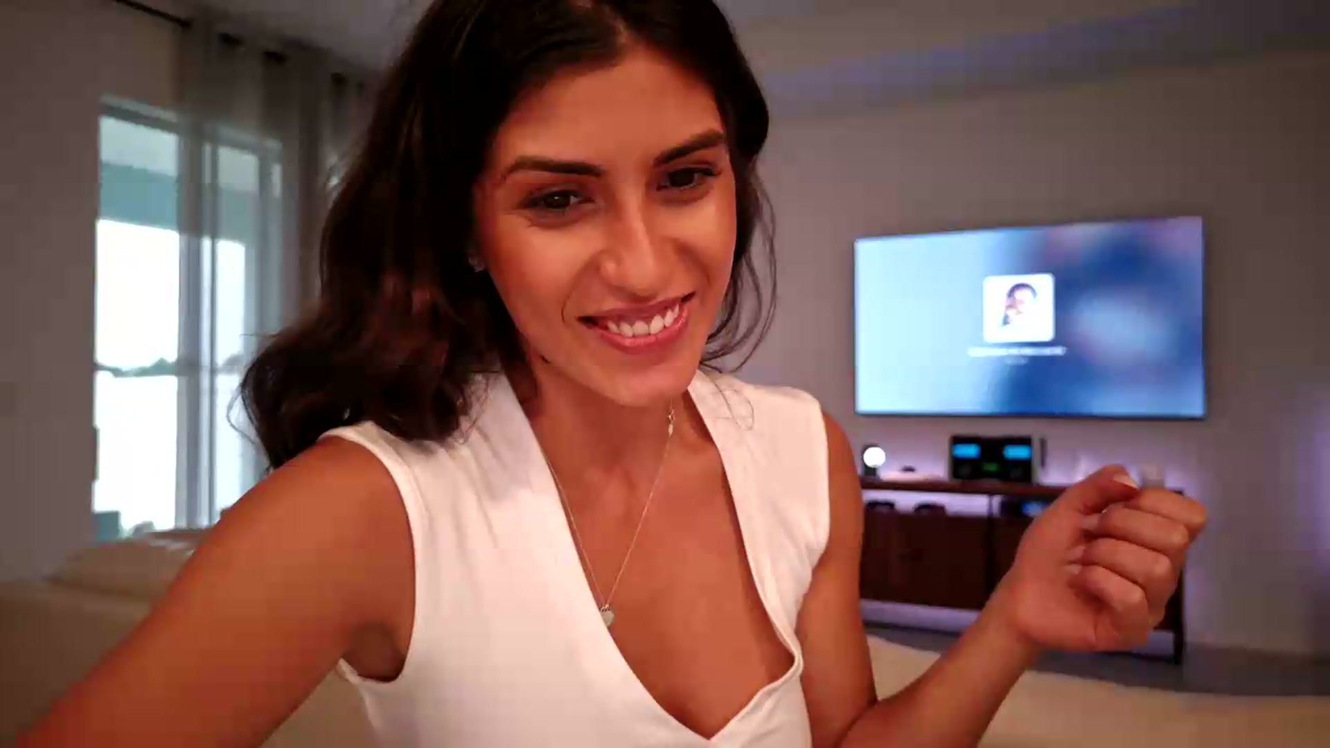 Gallery image thumbnail from MissArmenia's myfreecams stream on, 08/30/2026, 24:03 image 11 of 20