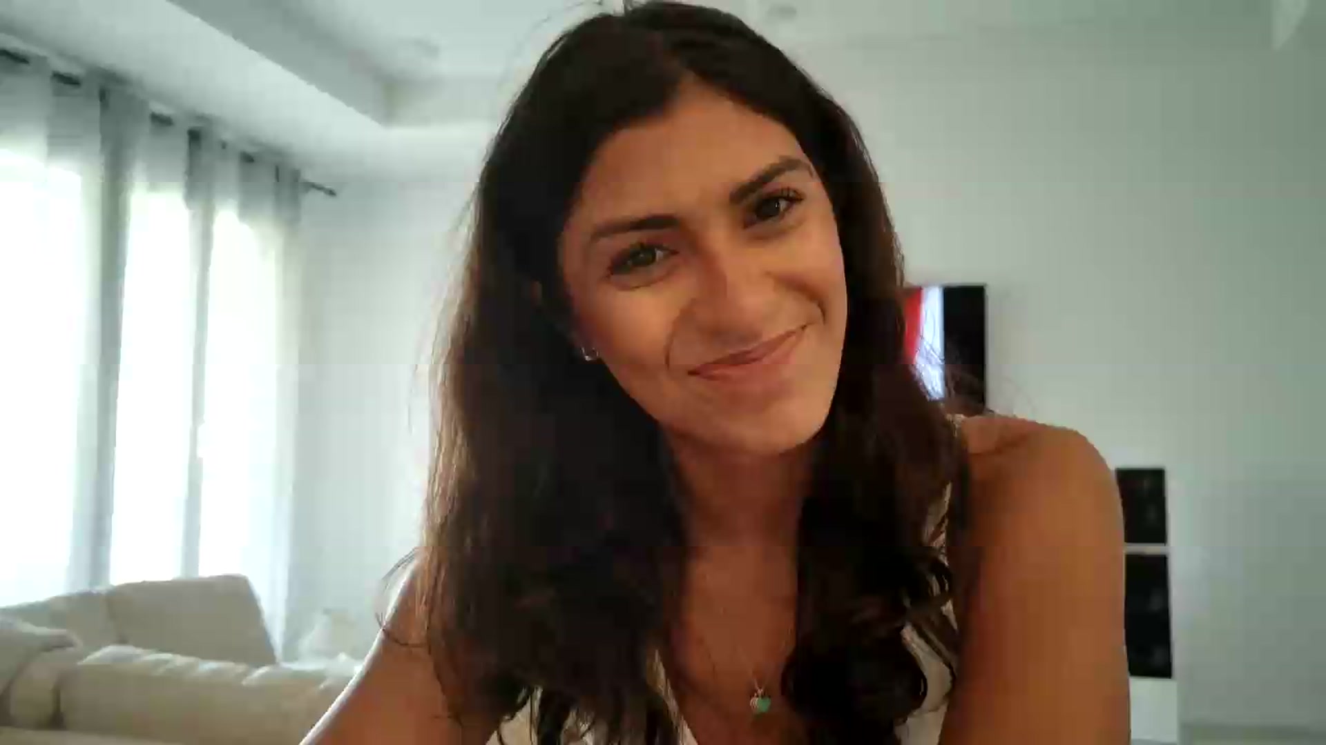 Gallery image thumbnail from MissArmenia's myfreecams stream on, 09/04/2026, 15:16 image 1 of 20