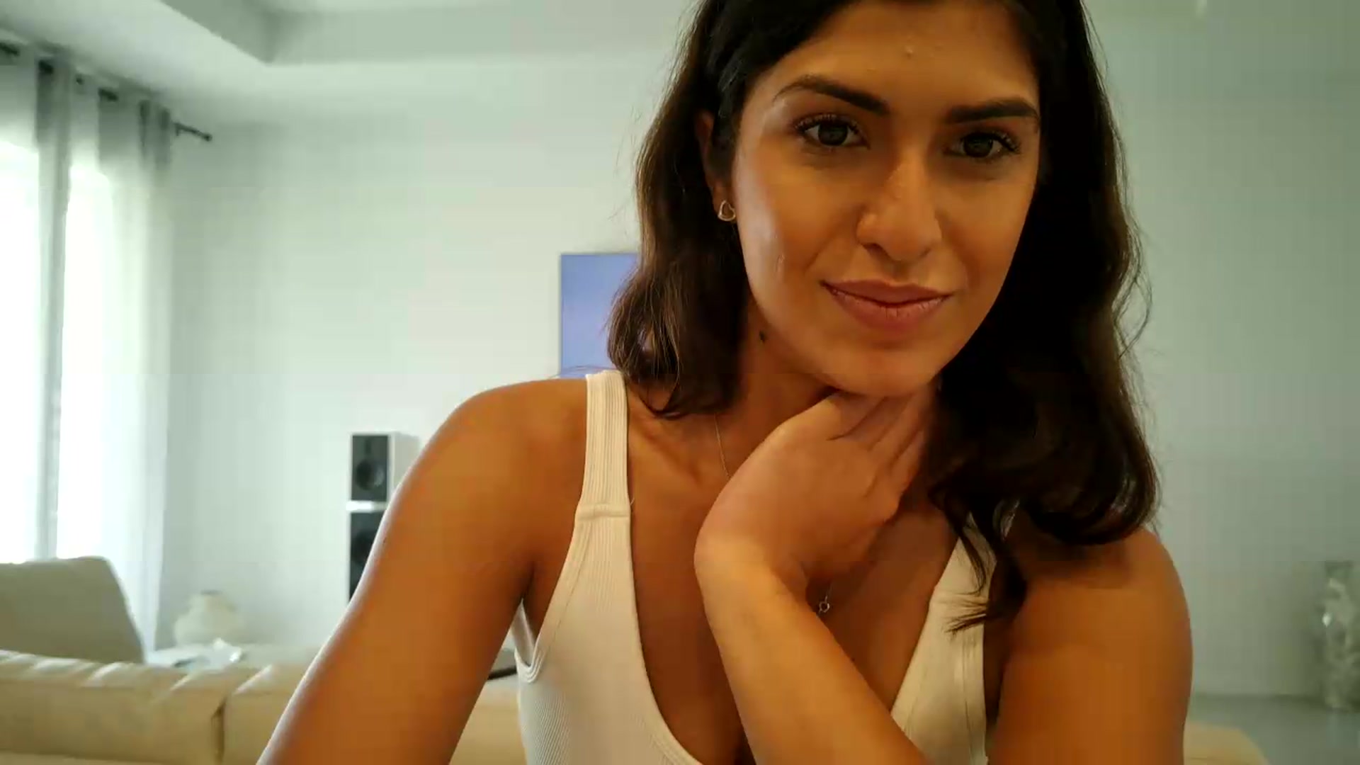 Gallery image thumbnail from MissArmenia's myfreecams stream on, 09/04/2026, 16:07 image 17 of 20