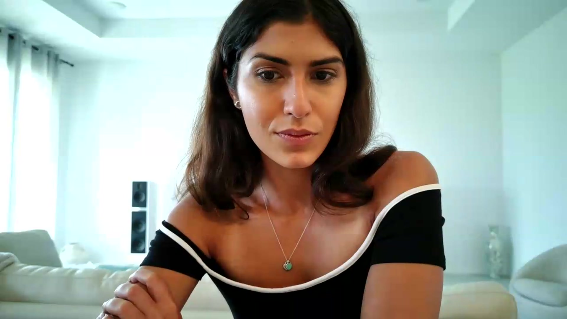 Gallery image thumbnail from MissArmenia's myfreecams stream on, 09/05/2026, 19:27 image 12 of 20