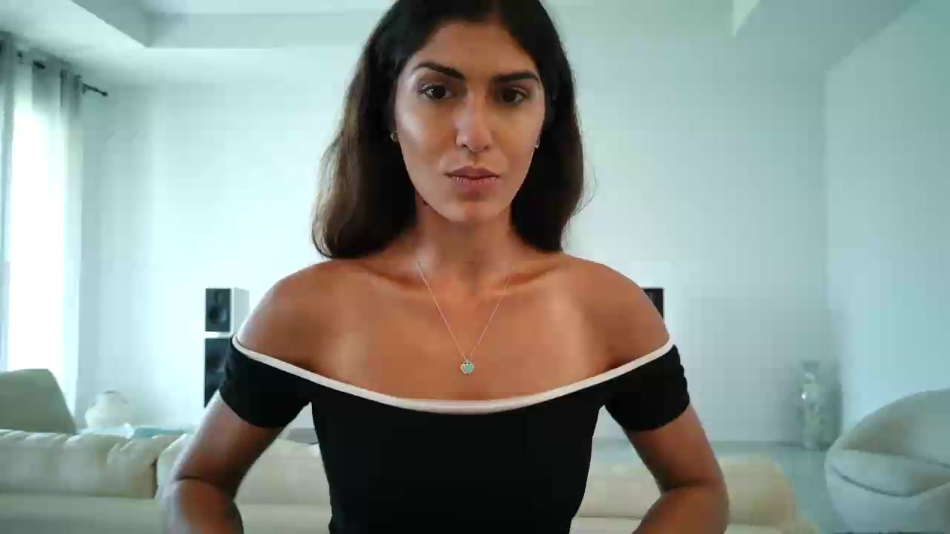 Gallery image thumbnail from MissArmenia's myfreecams stream on, 09/05/2026, 19:27 image 1 of 20