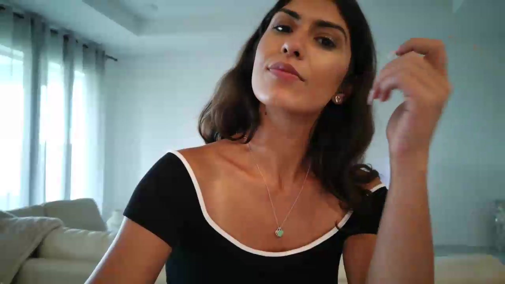 Gallery image thumbnail from MissArmenia's myfreecams stream on, 09/05/2026, 21:36 image 13 of 20