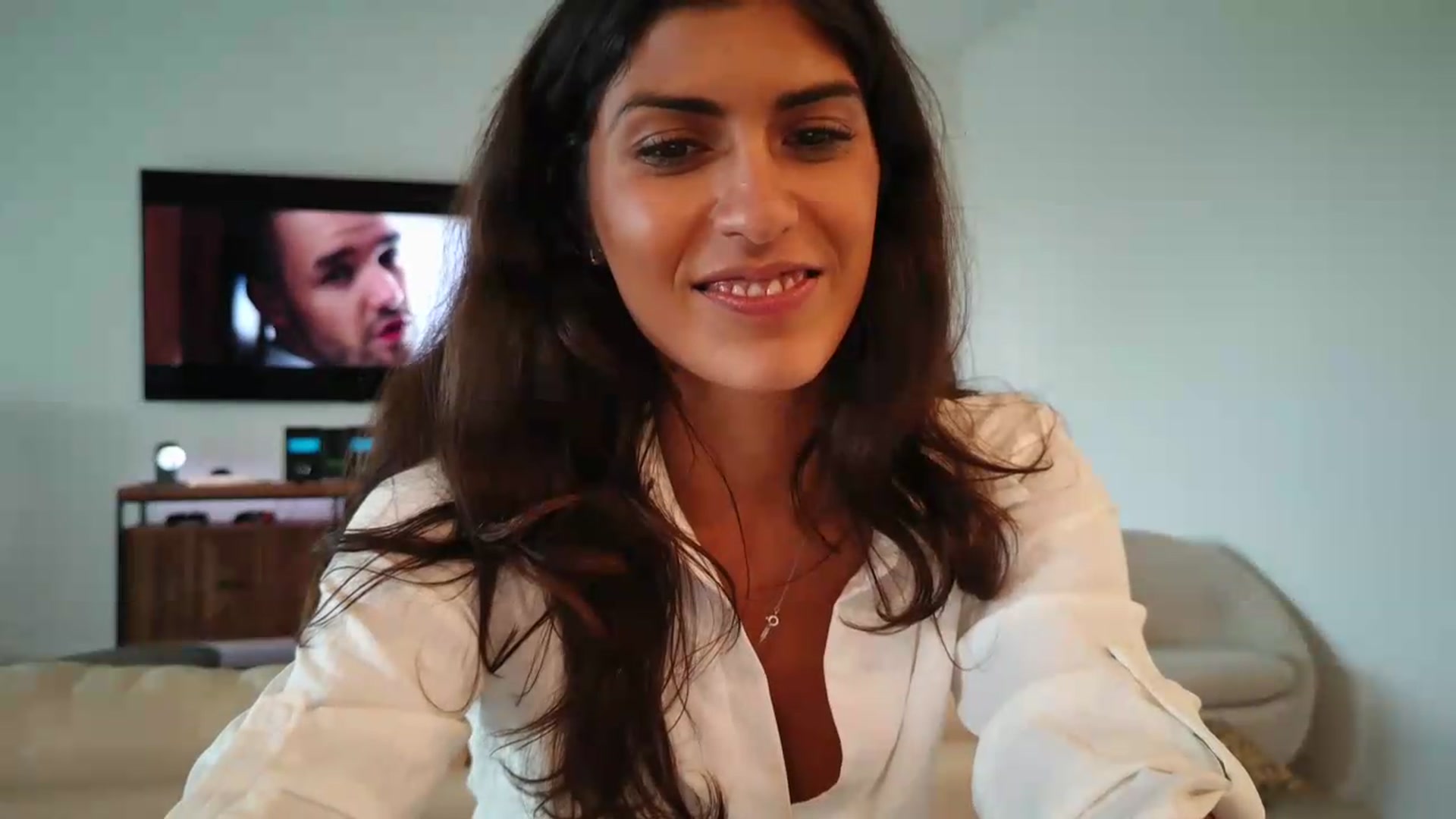 Gallery image thumbnail from MissArmenia's myfreecams stream on, 09/06/2026, 21:02 image 12 of 20