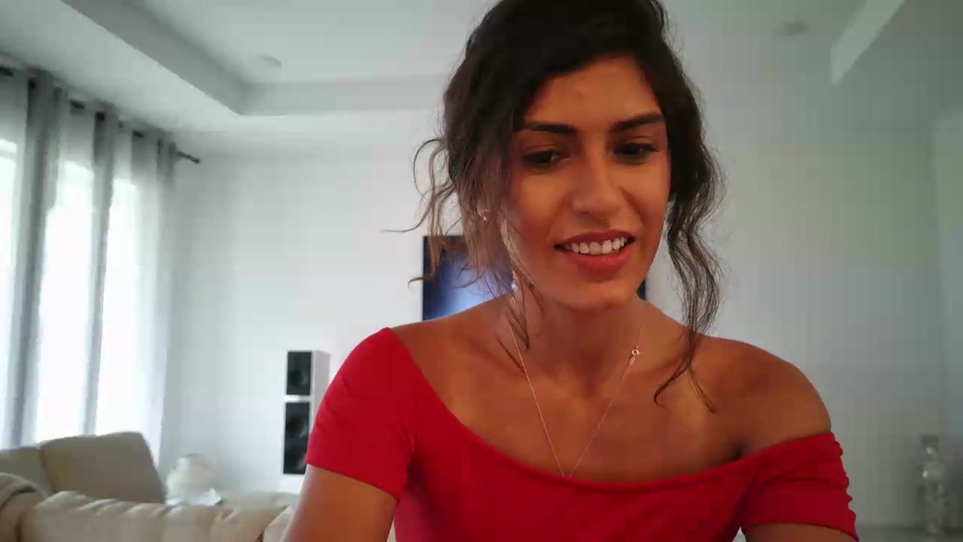 Gallery image thumbnail from MissArmenia's myfreecams stream on, 09/07/2026, 19:19 image 14 of 20