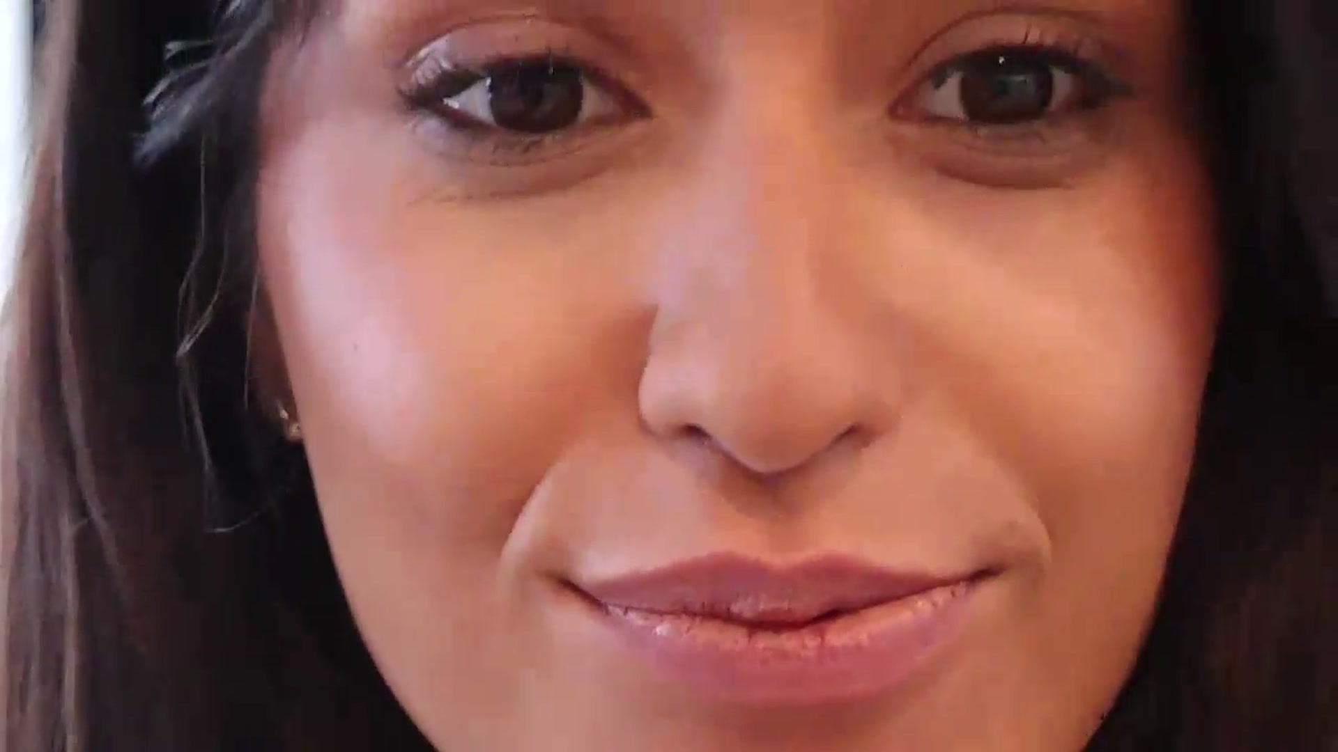 Gallery image thumbnail from MissArmenia's myfreecams stream on, 09/11/2026, 20:19 image 16 of 20