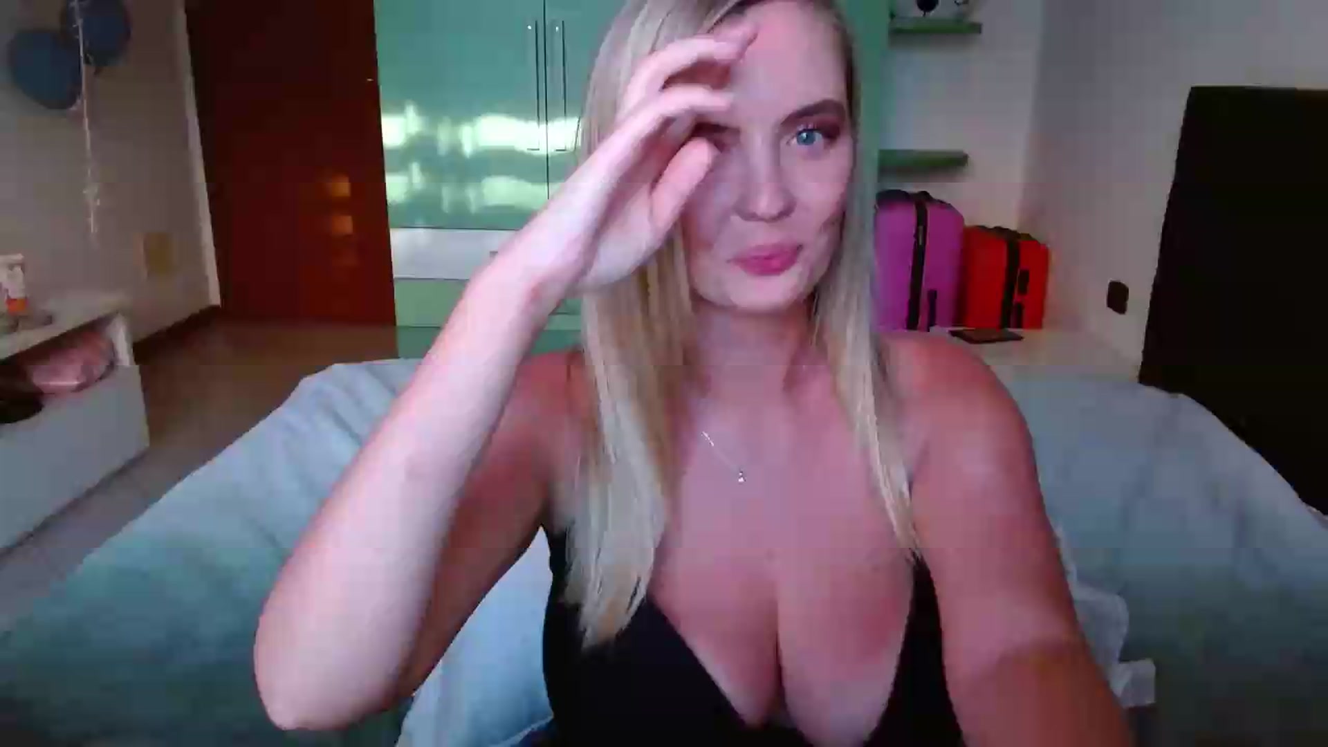 Gallery image thumbnail from MissAura's myfreecams stream on, 06/05/2026, 17:53 image 1 of 20