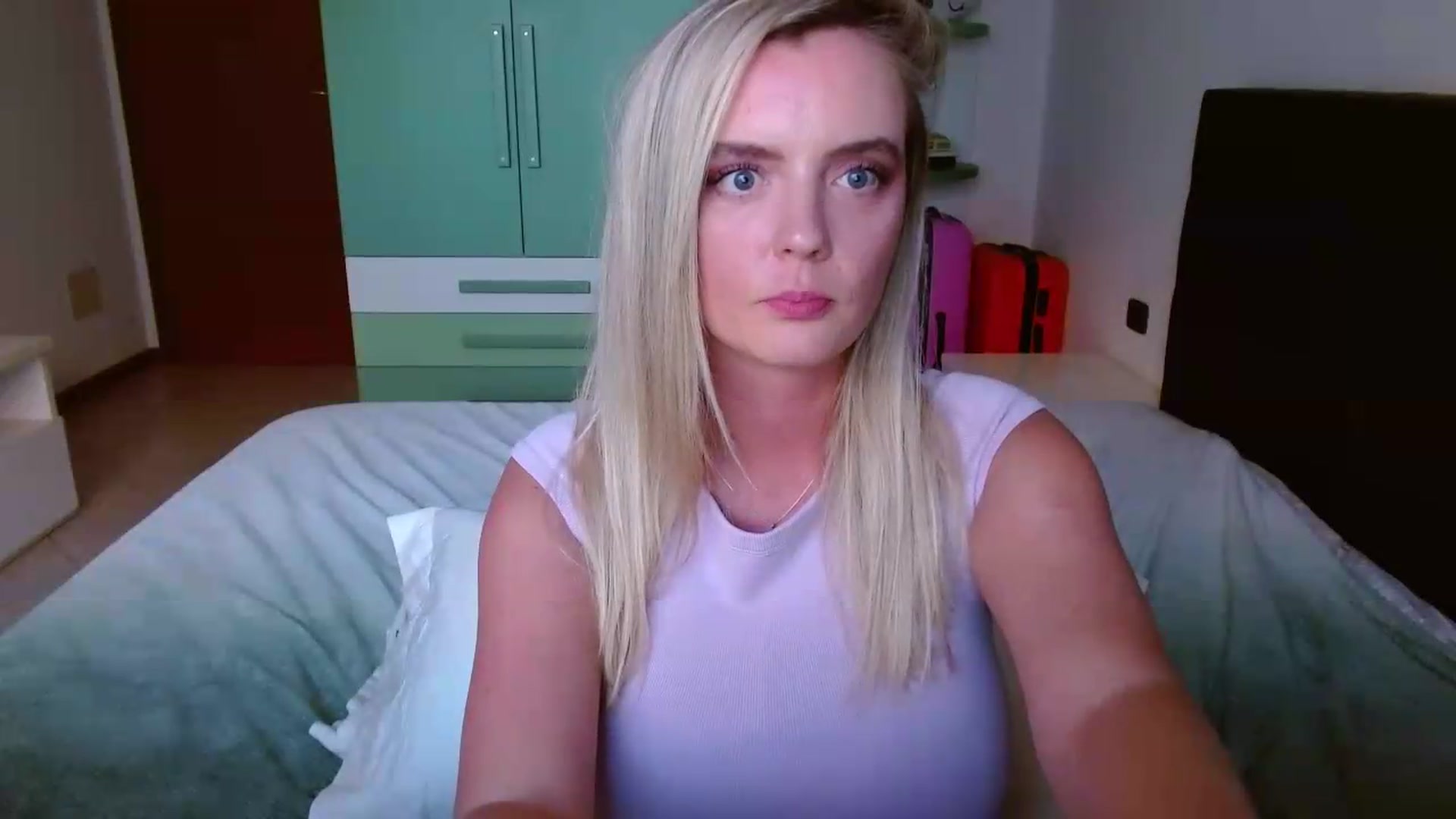 Gallery image thumbnail from MissAura's myfreecams stream on, 06/12/2026, 17:57 image 20 of 20