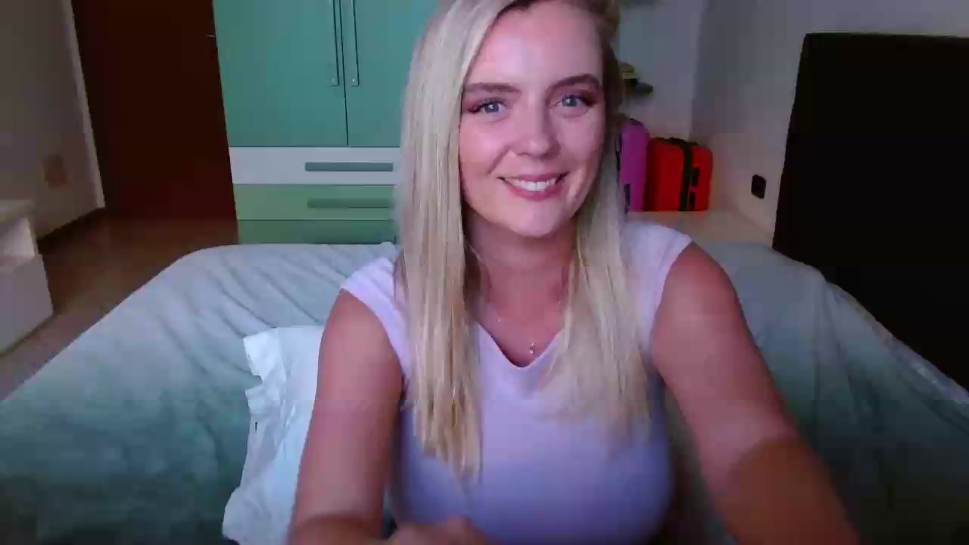 Gallery image thumbnail from MissAura's myfreecams stream on, 06/12/2026, 17:57 image 13 of 20